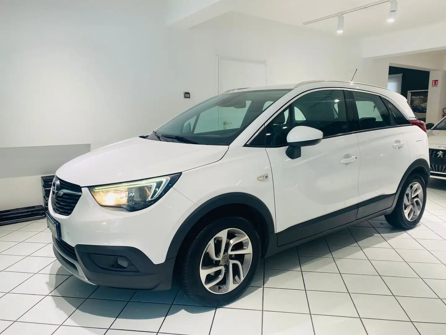 Opel Crossland Crossland X 1.5 ECOTEC D 102 CV Start&Stop Innovat Alb - 1