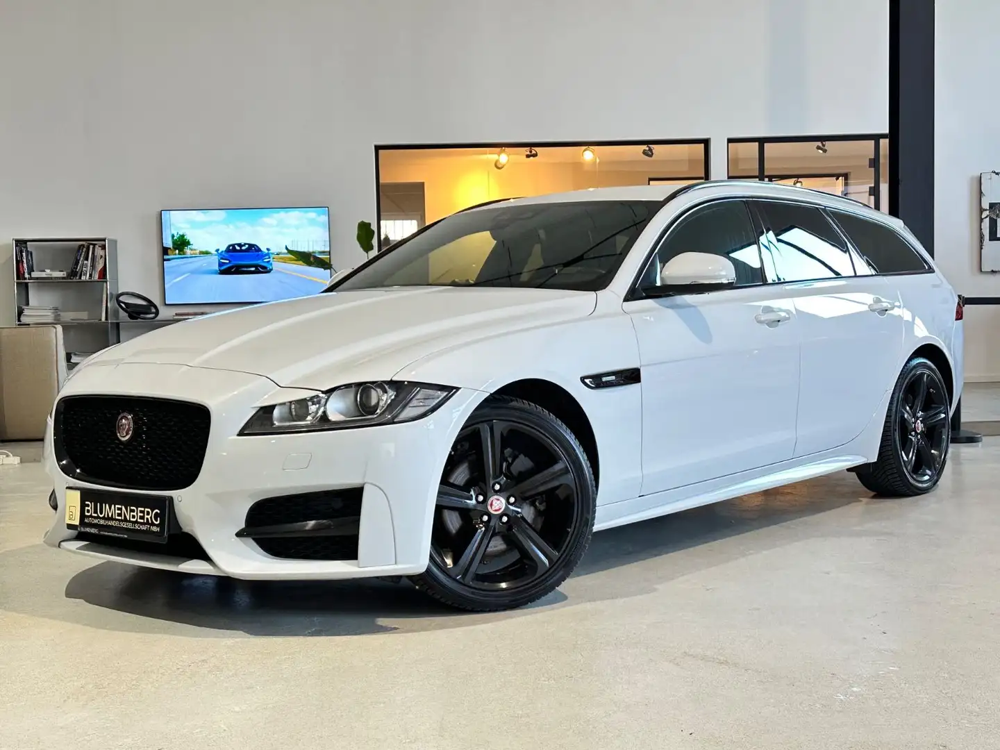 Jaguar XF Sportbrake 2.0d R-Sport *Black Pack,Kamera* Weiß - 1