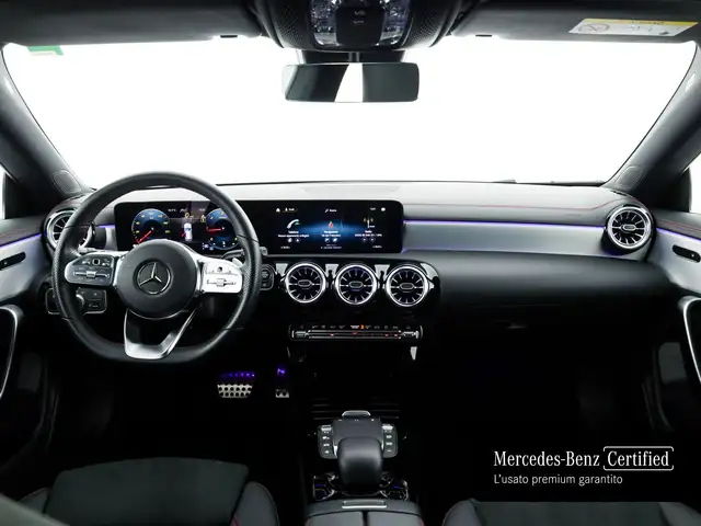 Mercedes-Benz Cla view 9