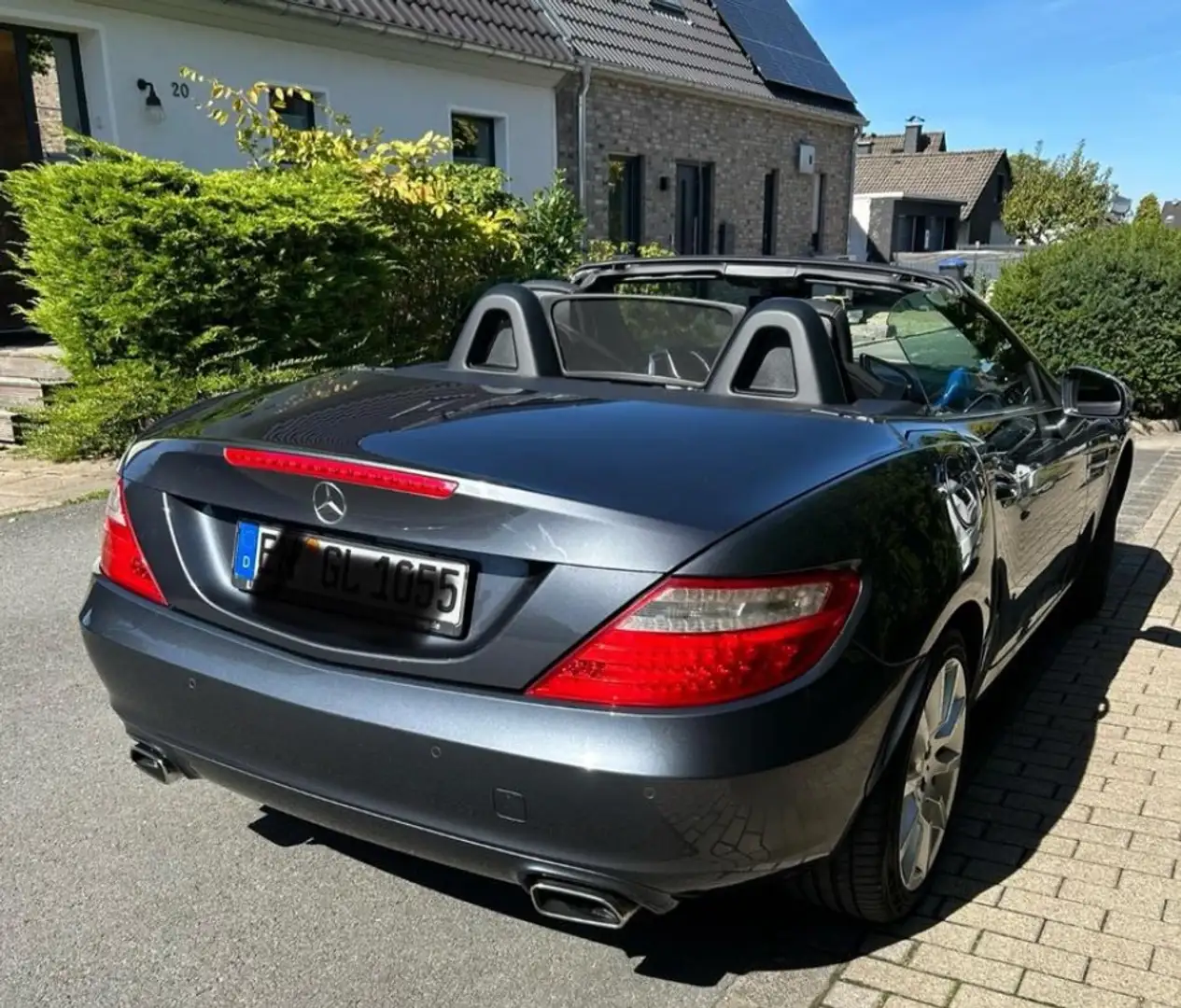 Mercedes-Benz SLK 200 (BlueEFFICIENCY) 7G-TRONIC - 2