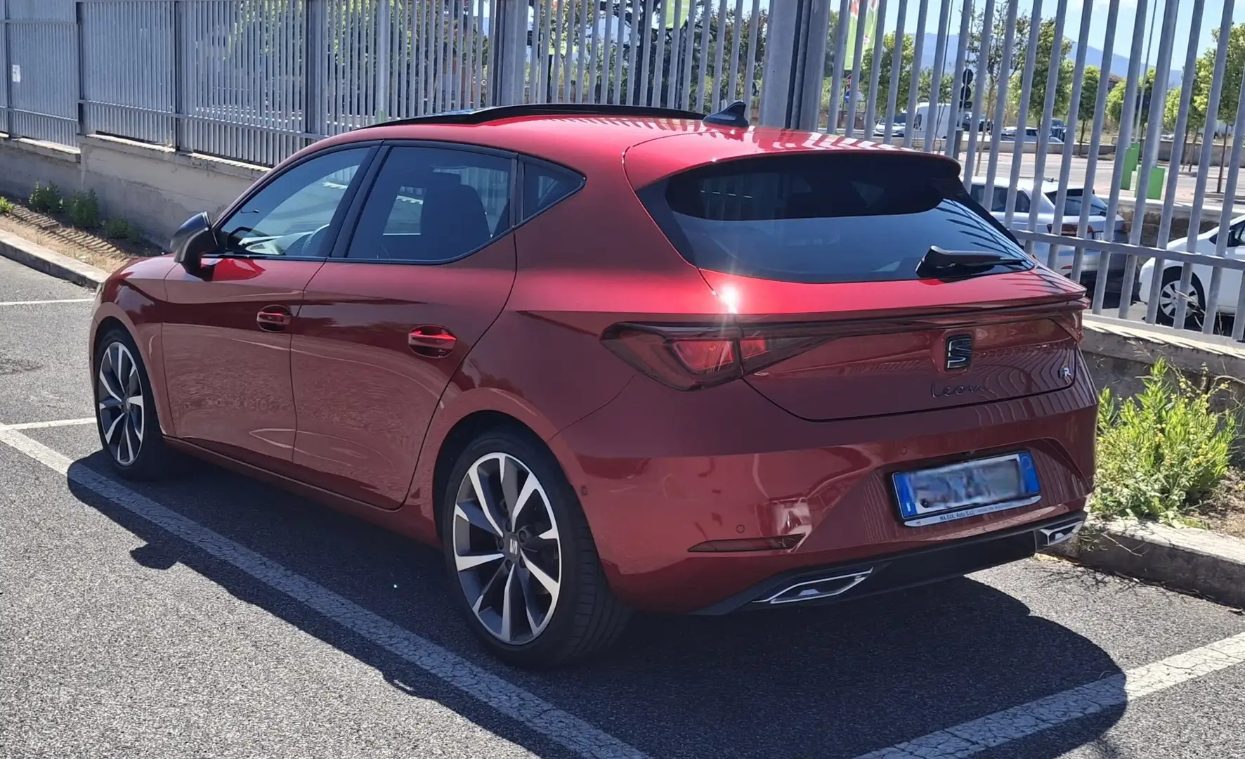 SEAT Leon 2.0 tdi FR 150cv dsg Piros - 2