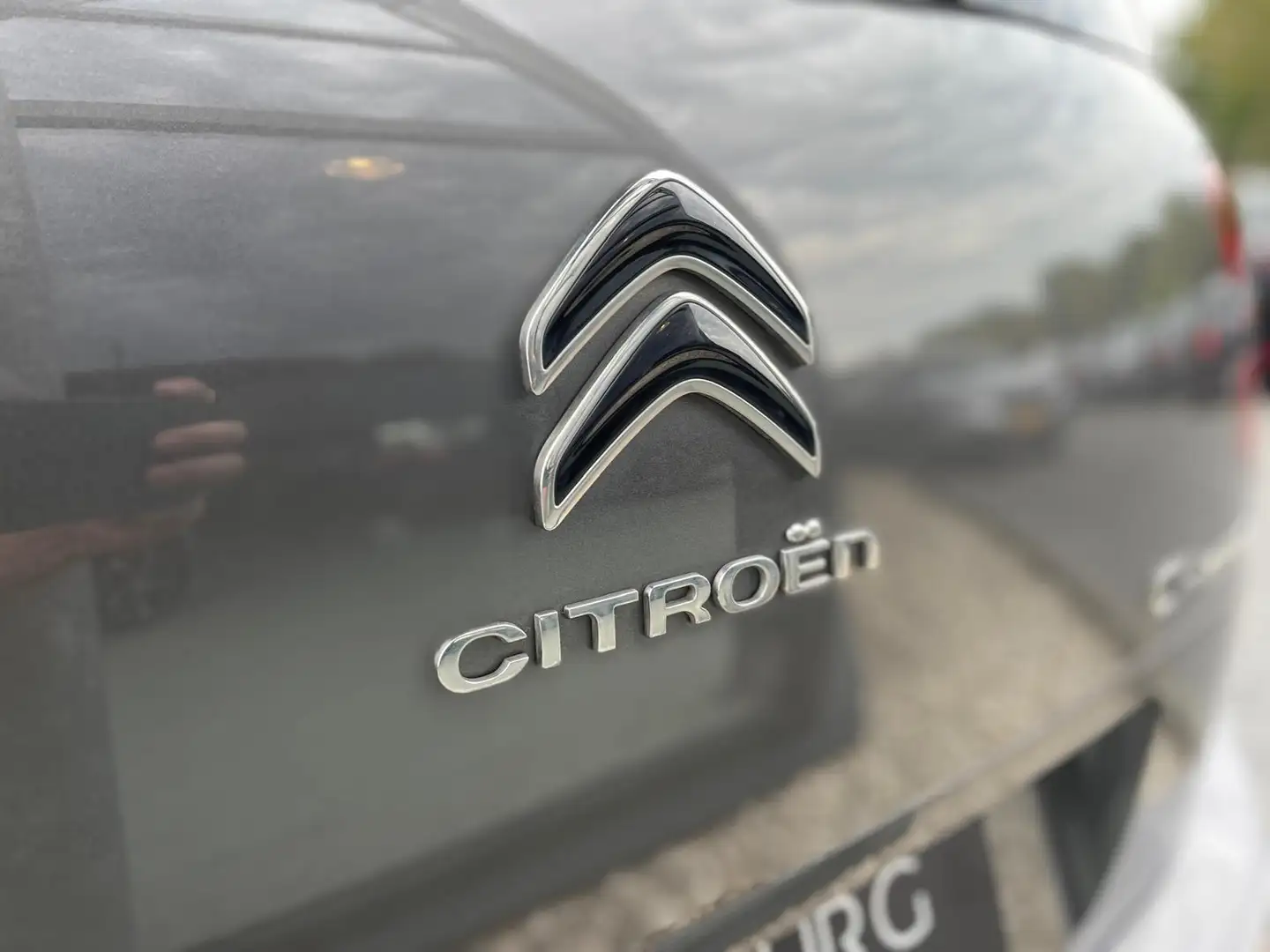 Citroen Grand C4 SpaceTourer 1.2 PureTech Shine | Trekhaak | 7 Persoons | Autom Gris - 2