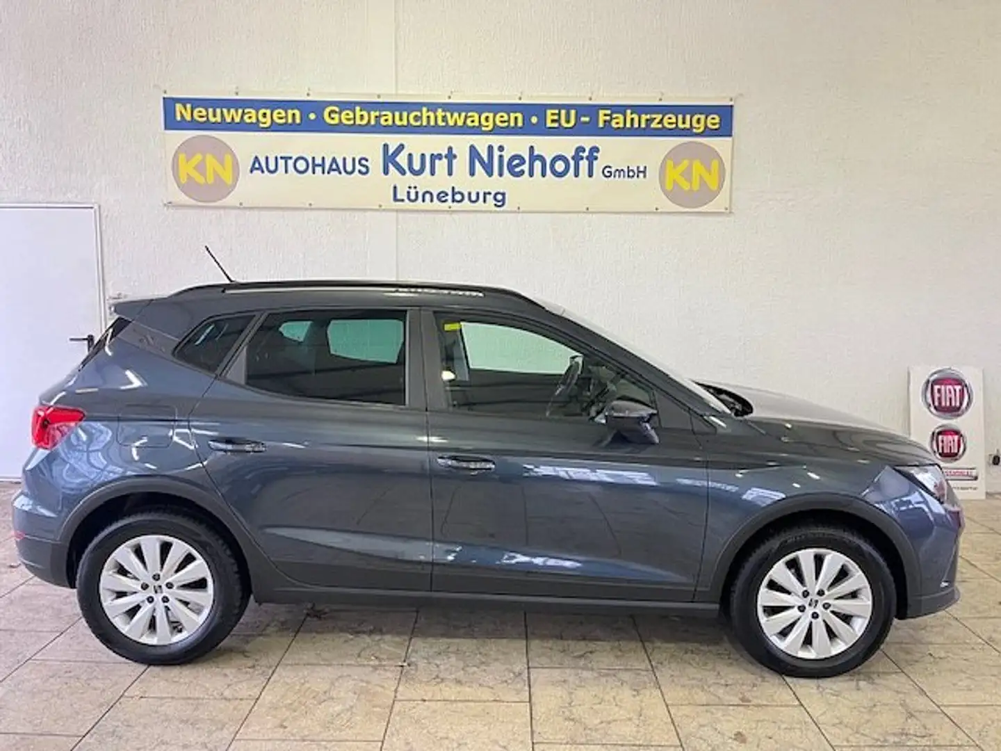 SEAT Arona Style, Automatik , LED, Klimatronik Grijs - 1