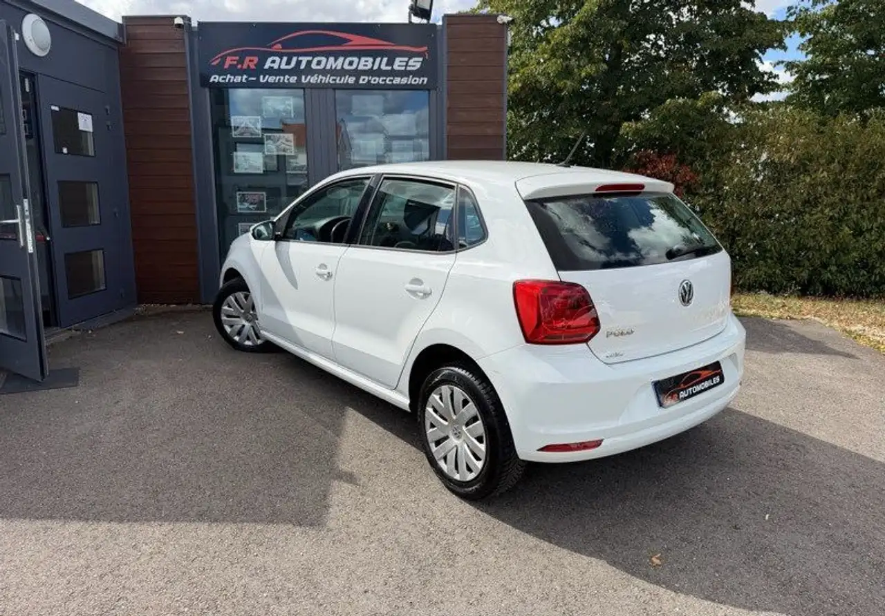 Volkswagen Polo Citadine 5 portes — photo 9