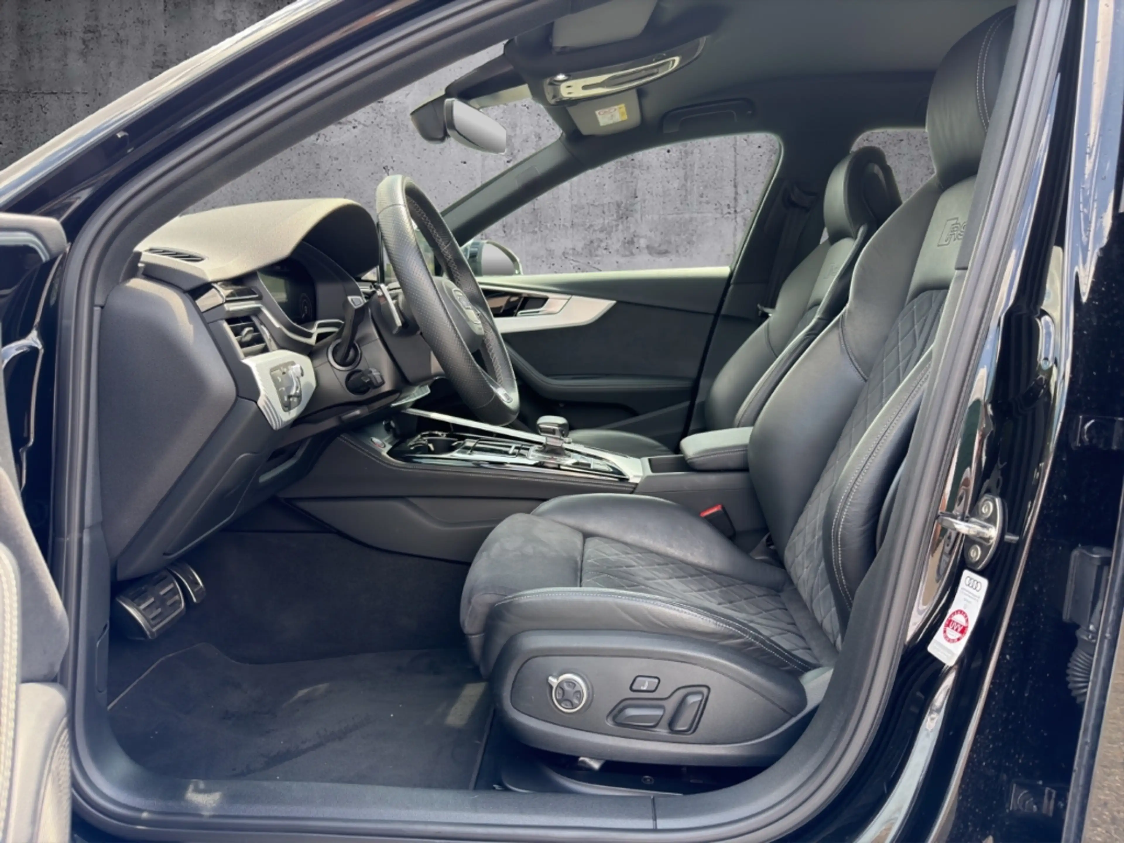 Audi RS4 Avant 2.9 TFSI qu. HUD MATRIX LED EL.SITZ B&O FULL — photo 6