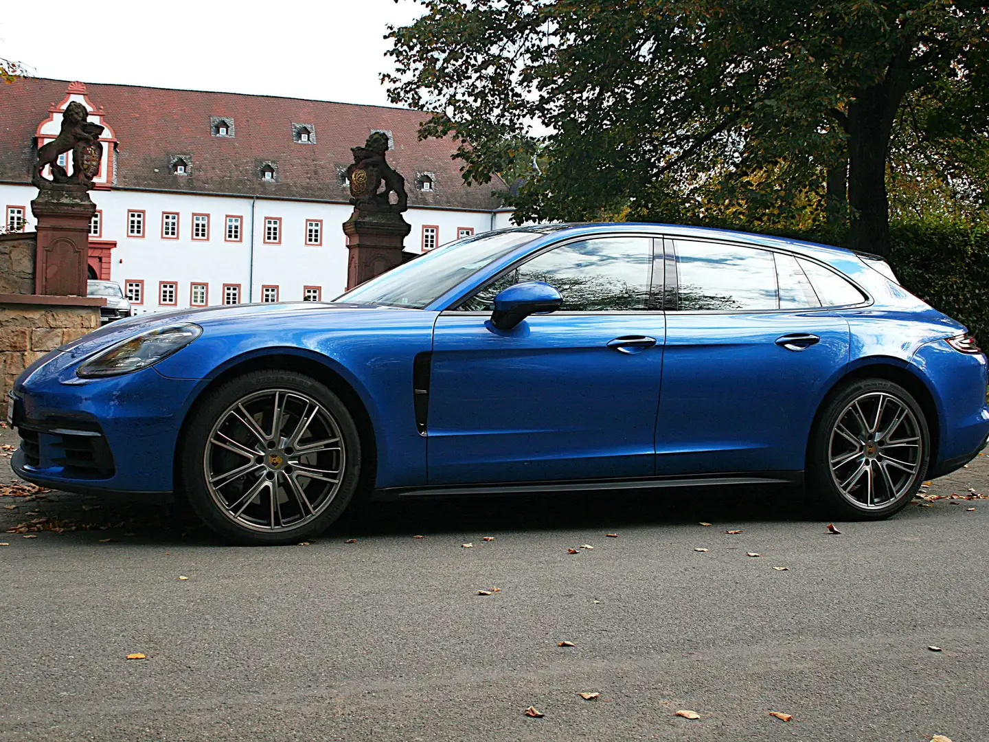 Porsche Panamera Panamera 4S Sport Turismo Distronic BOSE Panorama Blau - 1