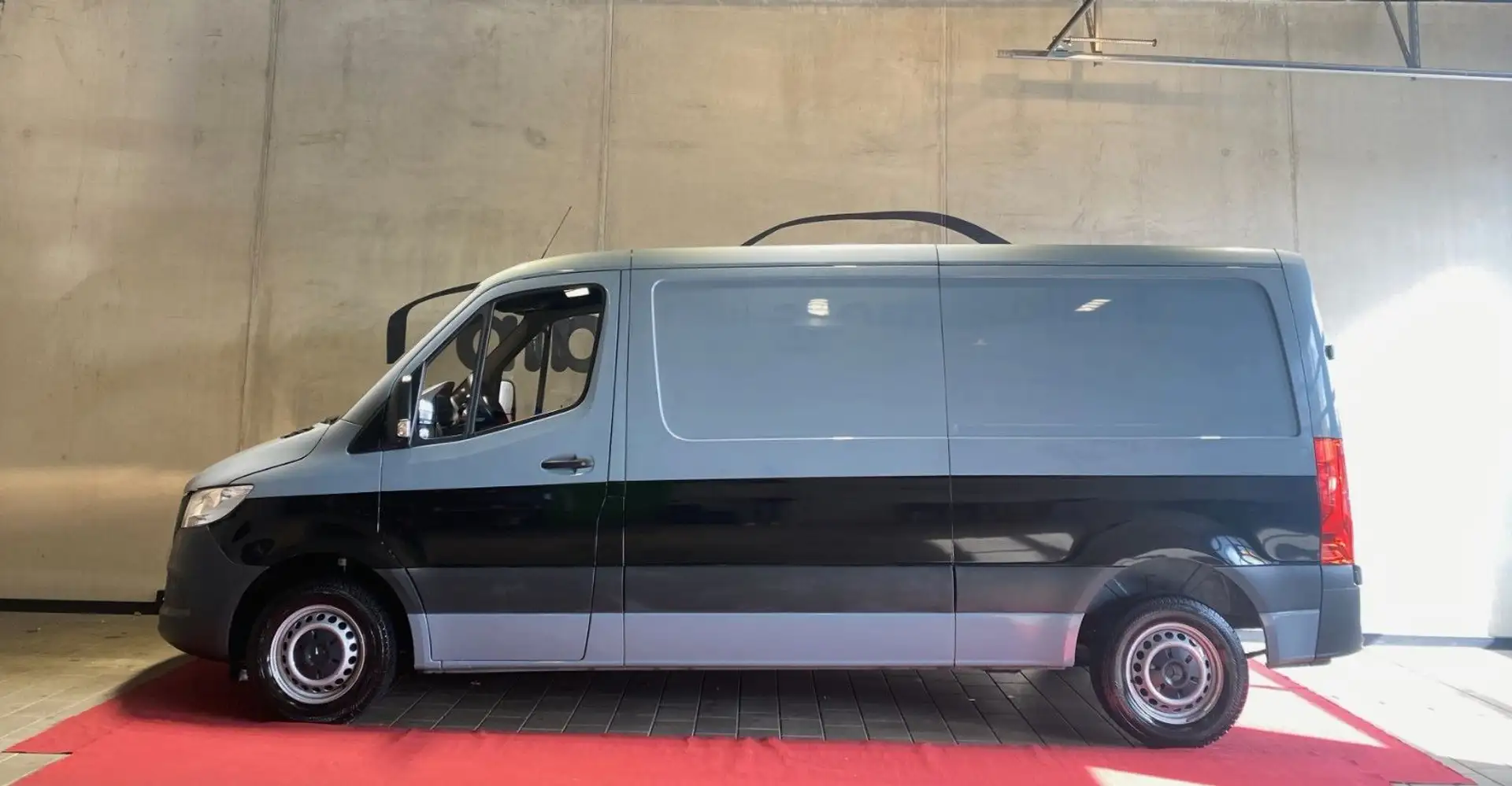 Mercedes-Benz Sprinter III Kasten FWD 211 CDI WORKER Plus FWD Grau - 2