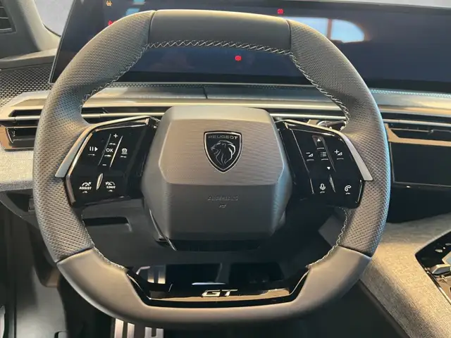 Peugeot 5008 E-5008 GT Elektro 325 AWD 73kWh Ansicht 10