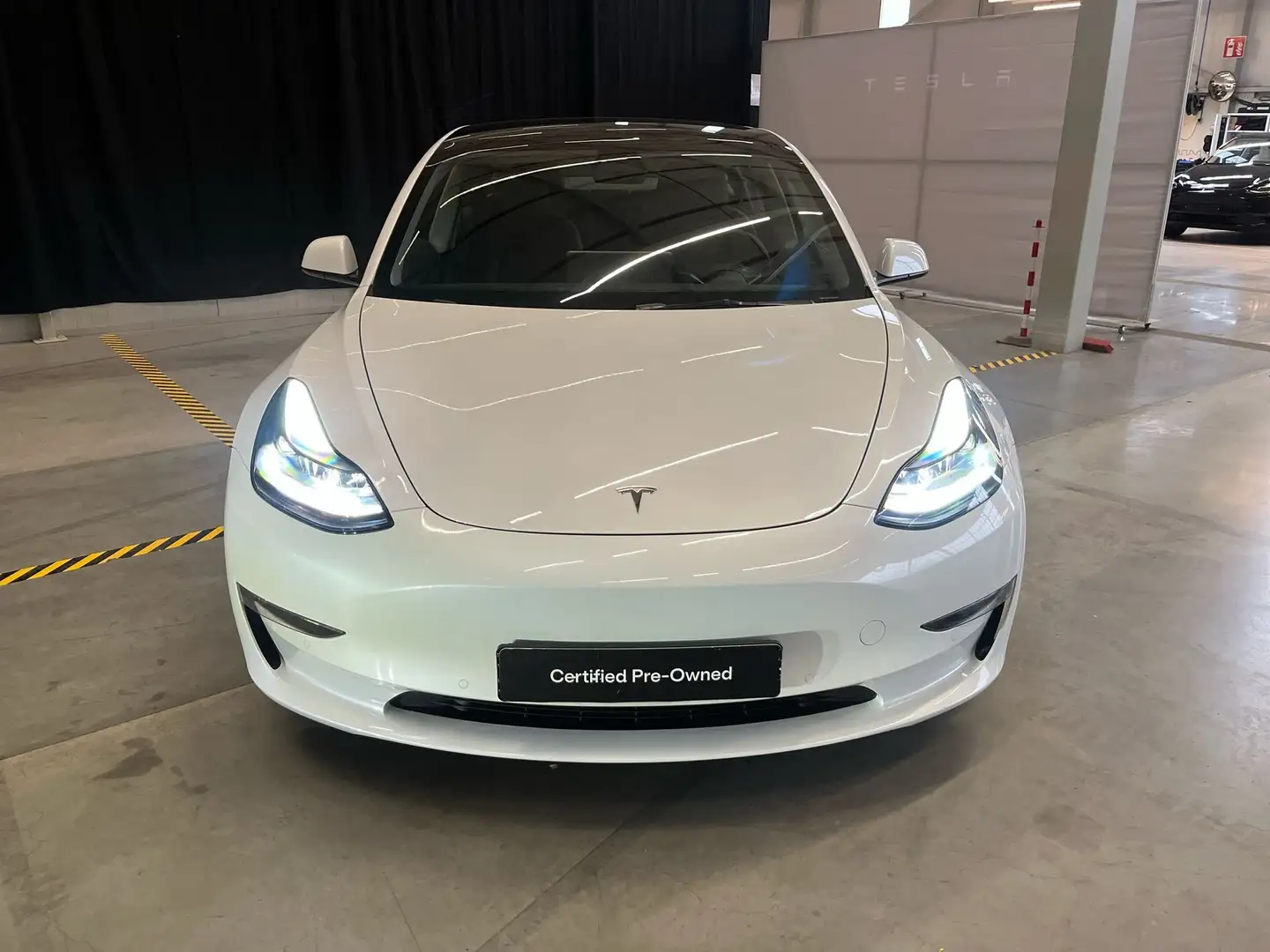 Tesla Model 3 Performance AWD/Certified Pre owned Blanc - 2