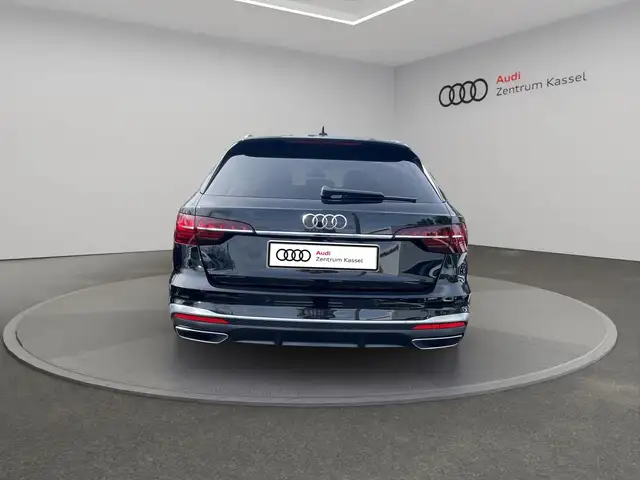 Audi A4 view 6