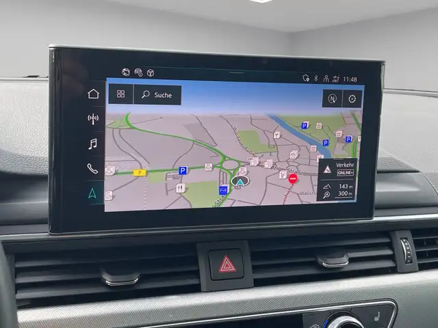 Audi A4 view 14
