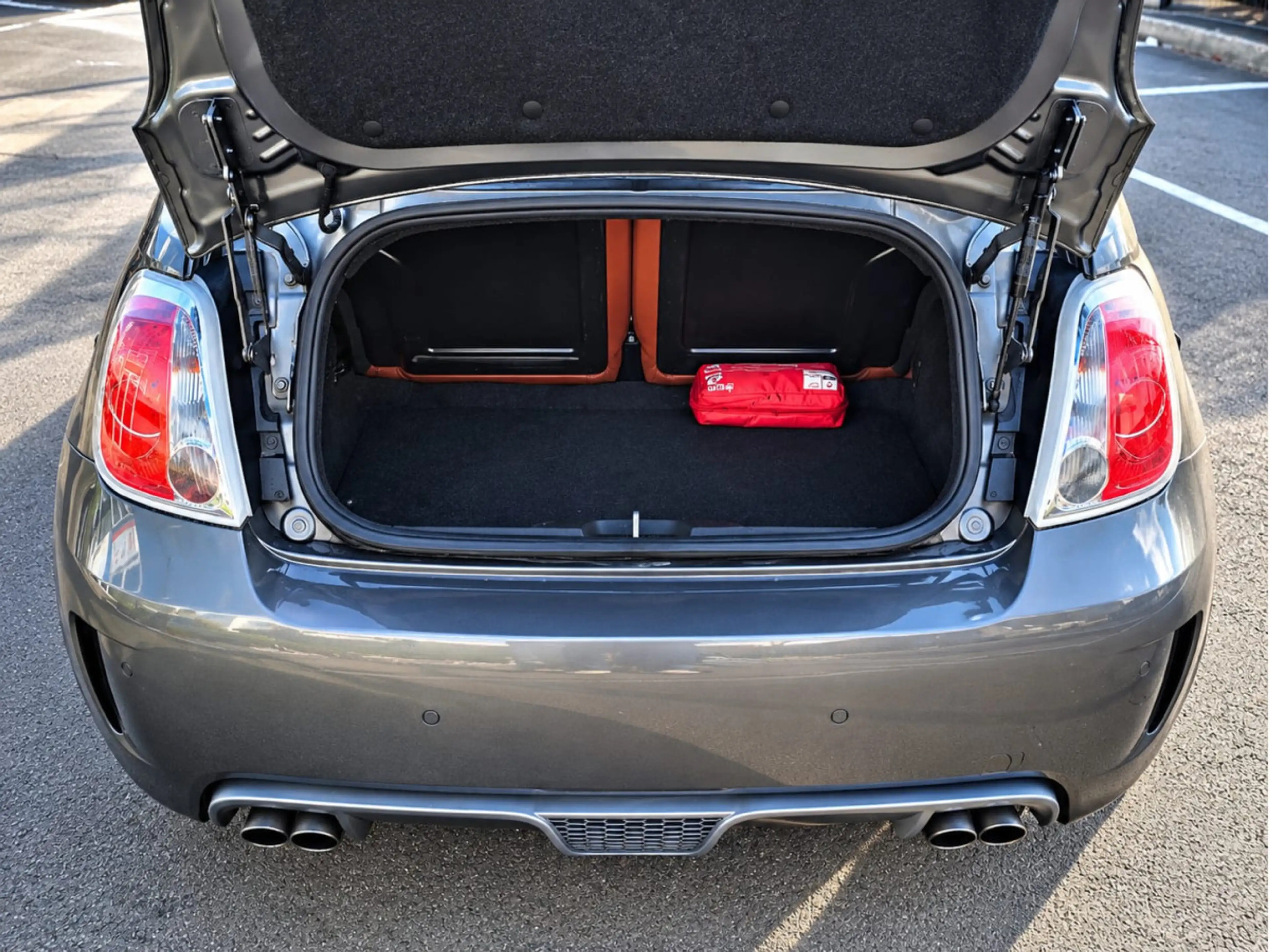 Abarth 500C C 1.4 T — photo 8