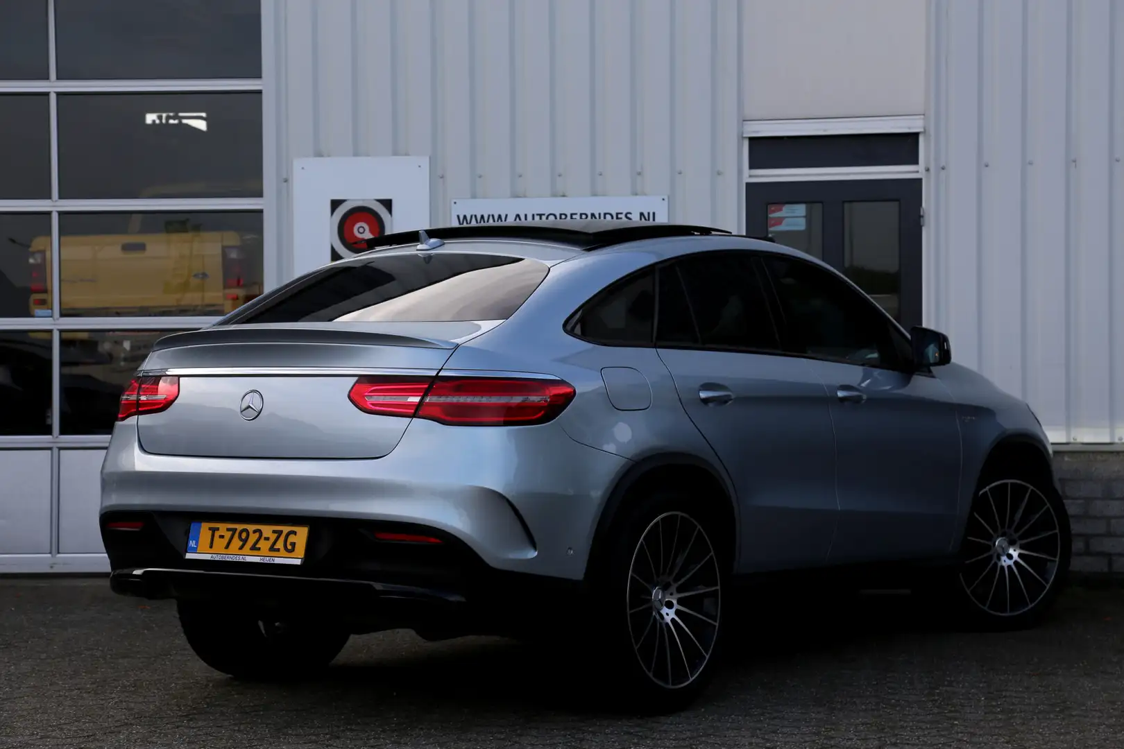 Mercedes-Benz GLE 43 AMG Coupe 367PK 4MATIC 9-G Aut.*Perfect Onderh.*AMG in Grau - 2