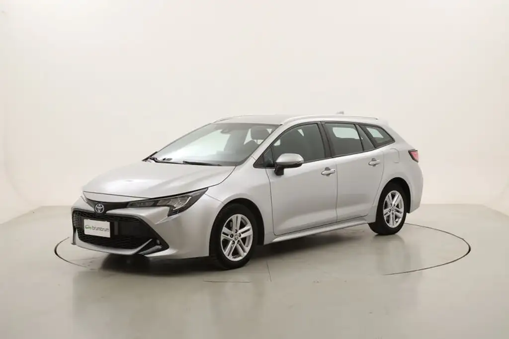 Toyota Corolla 2022 из Европы — купить под ключ
