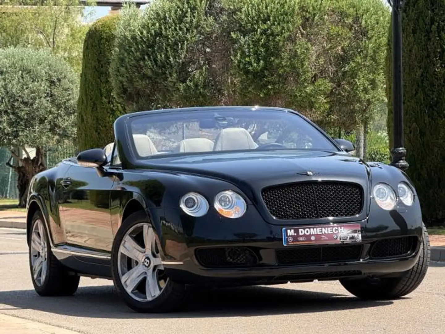 Bentley Continental GTC Aut. Negro - 2