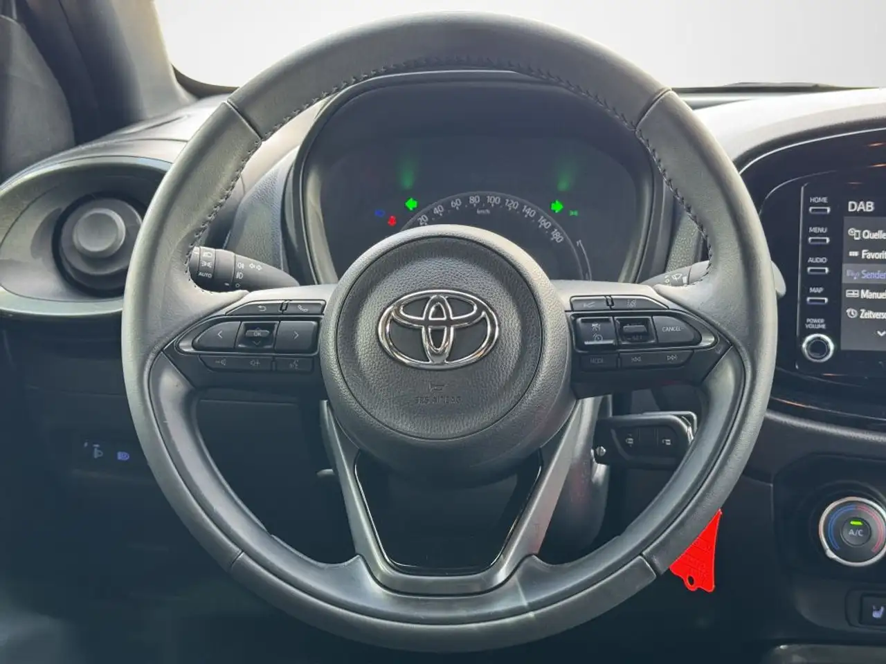 Toyota Aygo X S-CVT Pulse, миниатюра 10