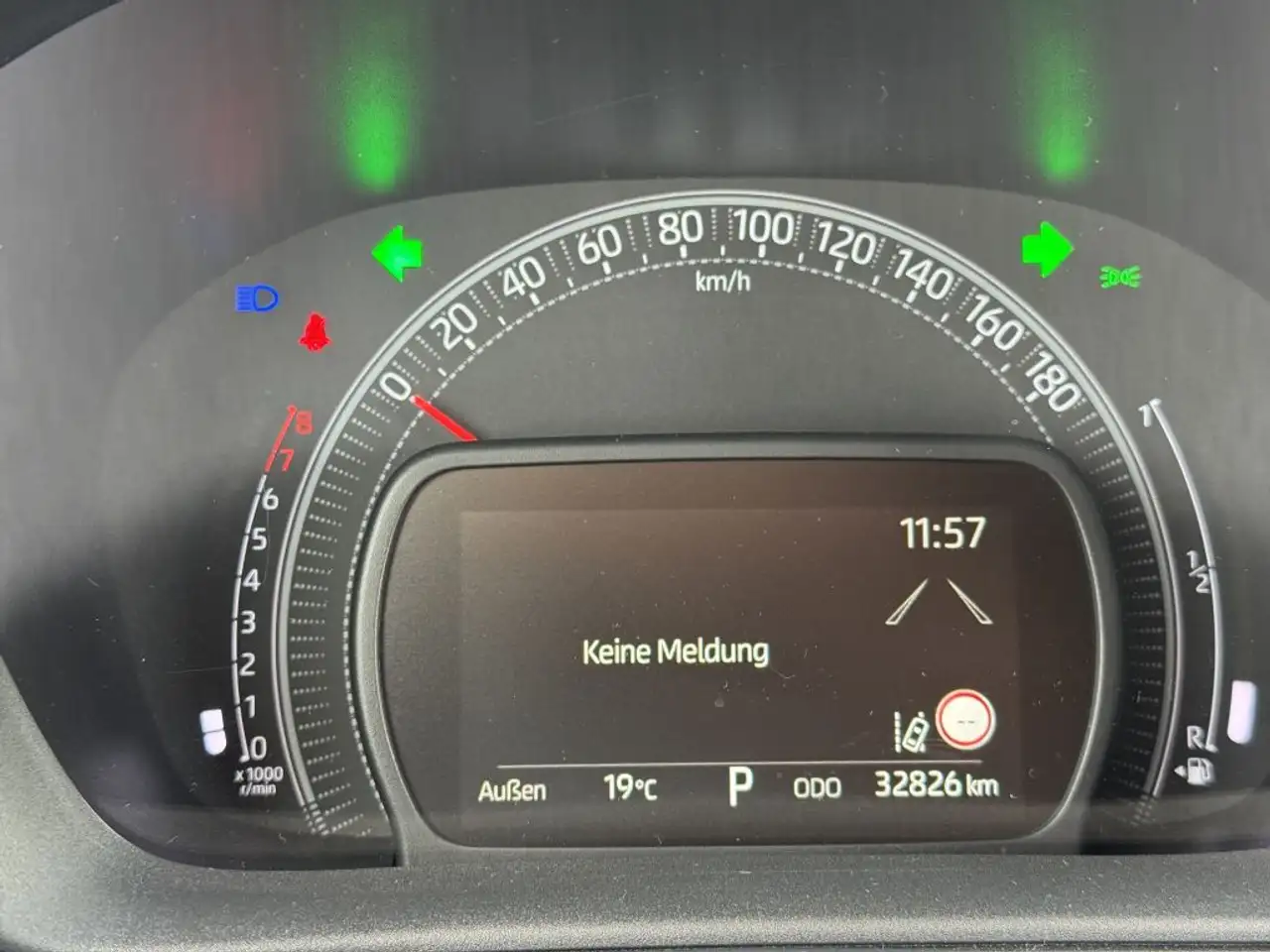 Toyota Aygo X S-CVT Pulse, миниатюра 11