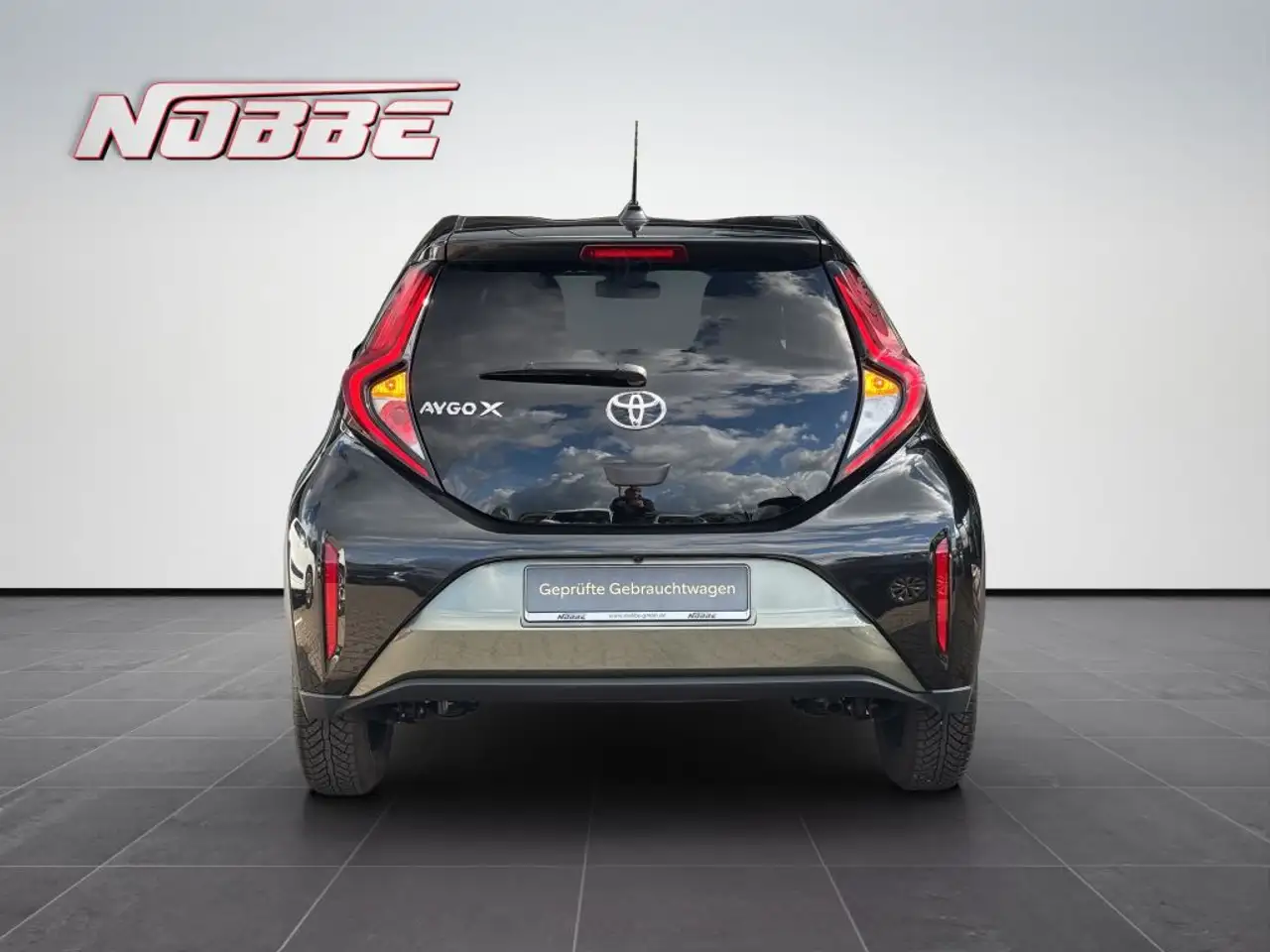 Toyota Aygo X S-CVT Pulse, миниатюра 4