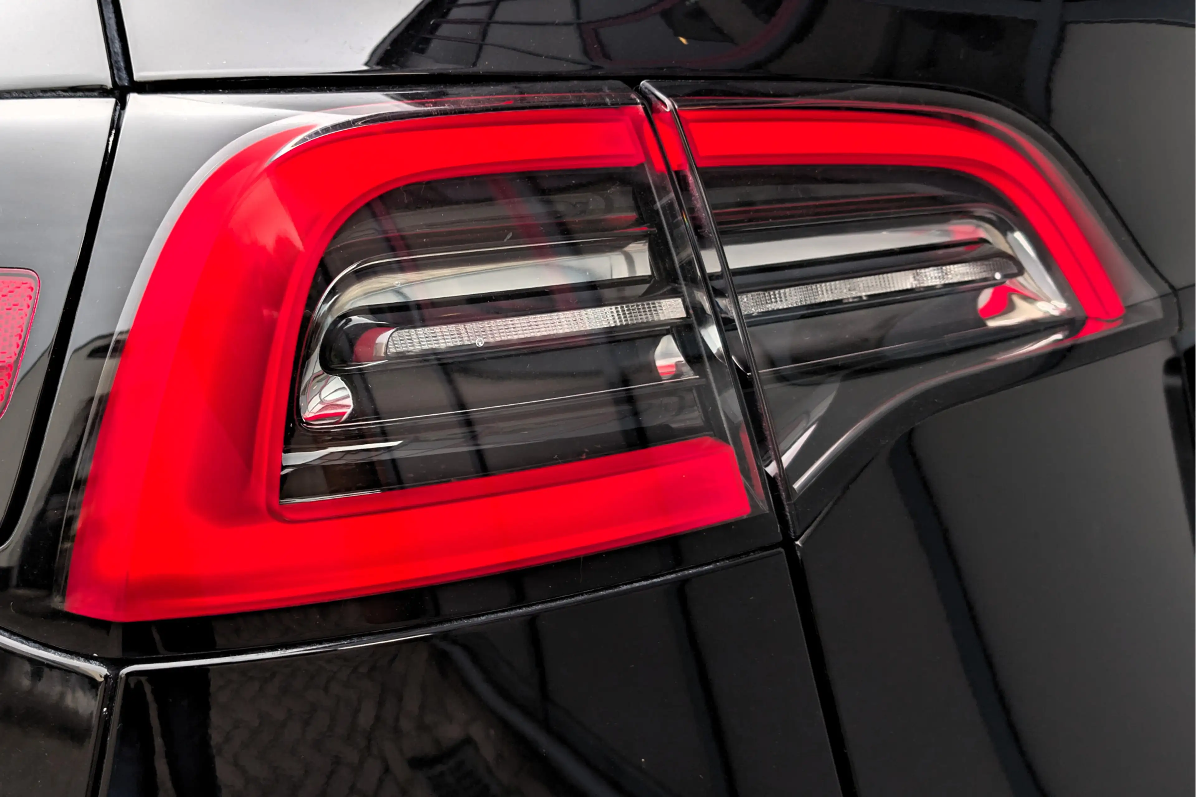 Tesla Model Y RWD 58kWh LFP Warmtepomp — photo 32