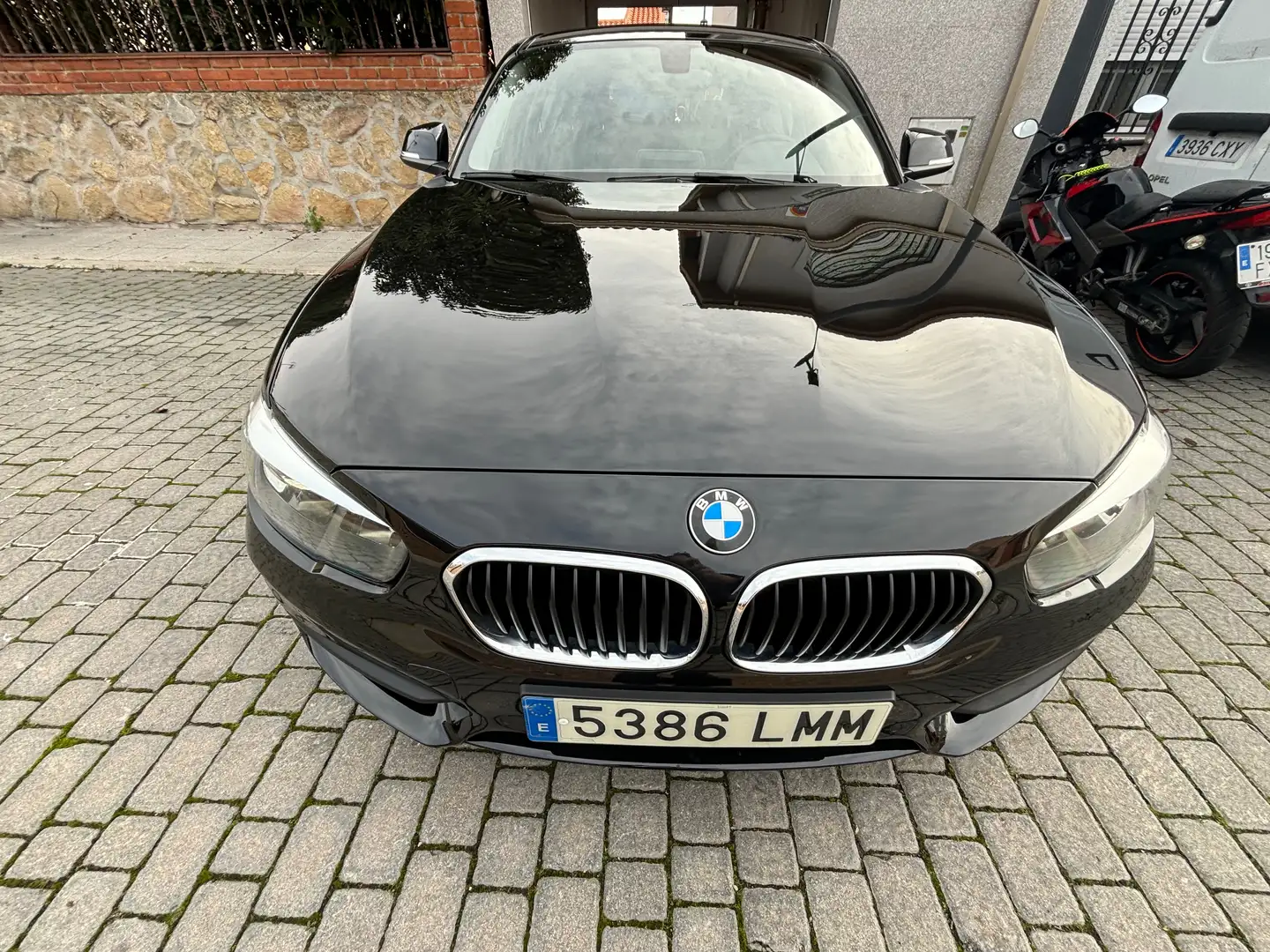 BMW 116 Marrón - 2