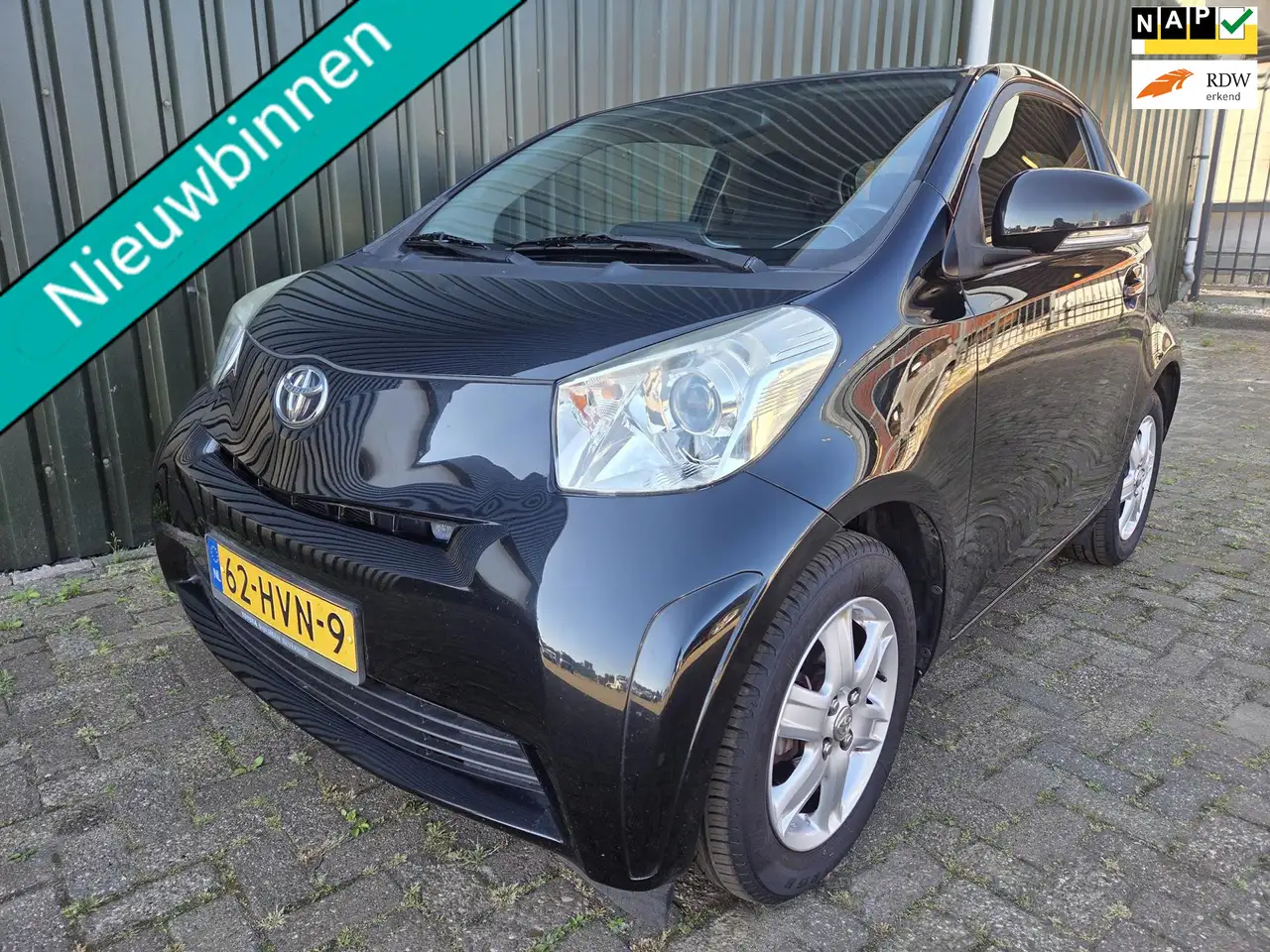 Toyota iQ