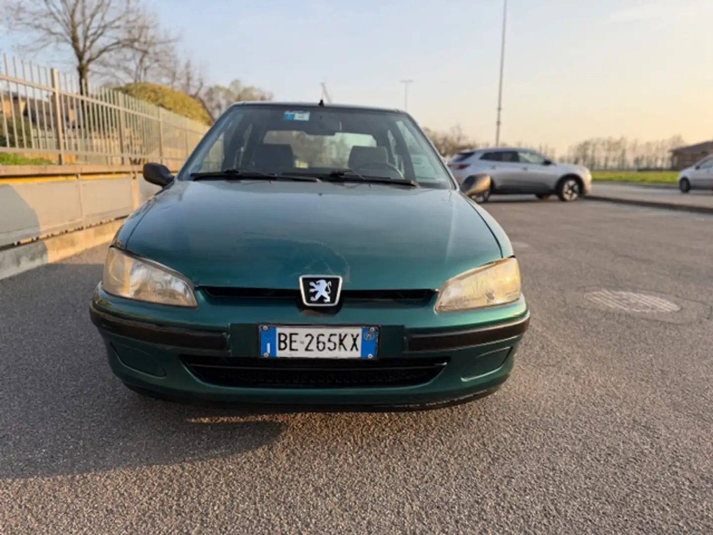 Peugeot 106 106 3p 1.1 Open clima + servosterzo Grün - 2