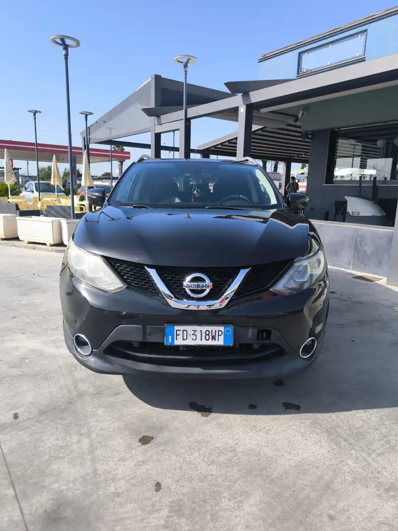 Nissan Qashqai 1.6 dCi Xtronic TEKNA - 1