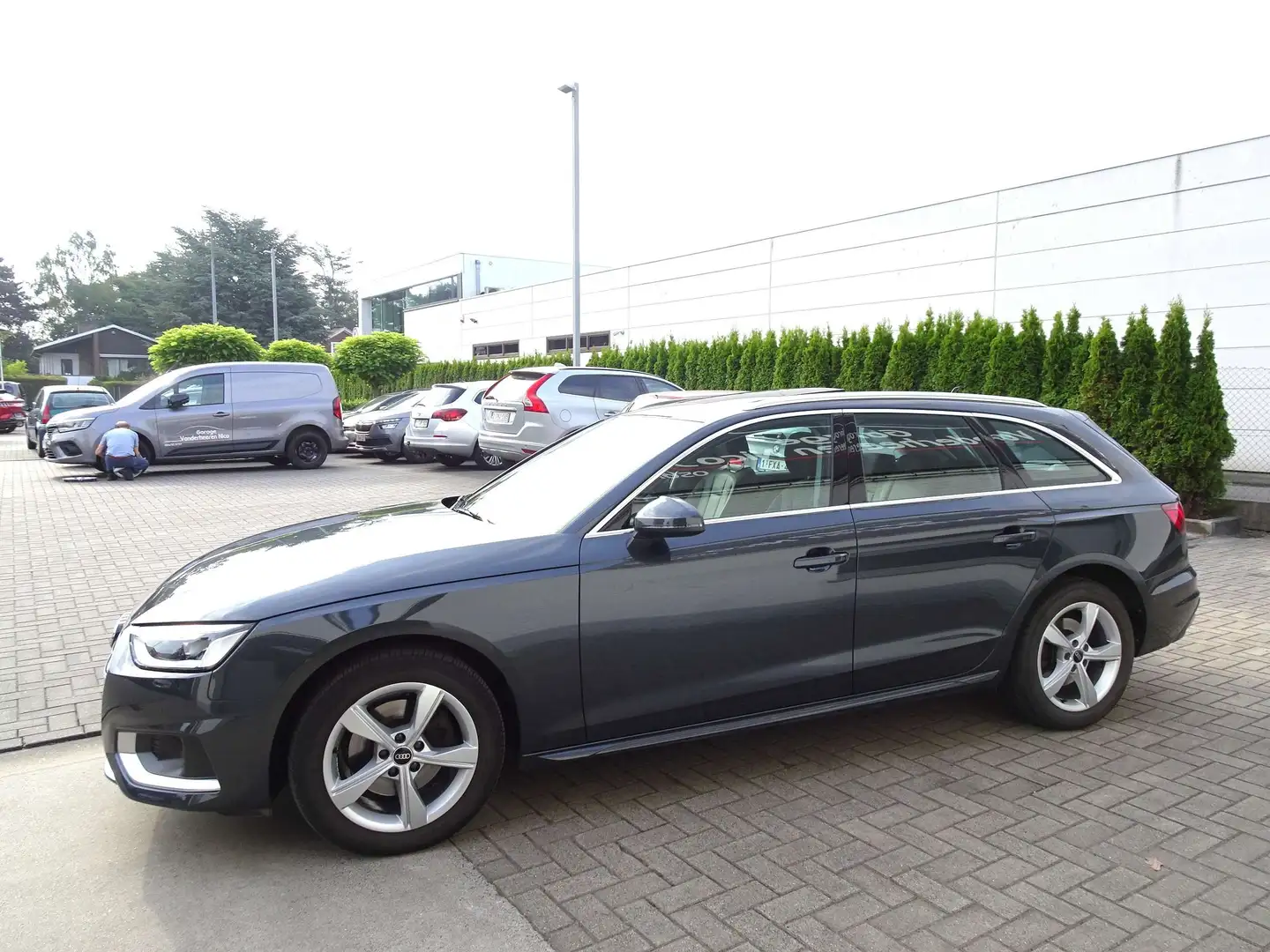 Audi A4 35TFSi S-Tronic Advanced VIRTUAL,CARPLAY,CAMERA, Gris - 2