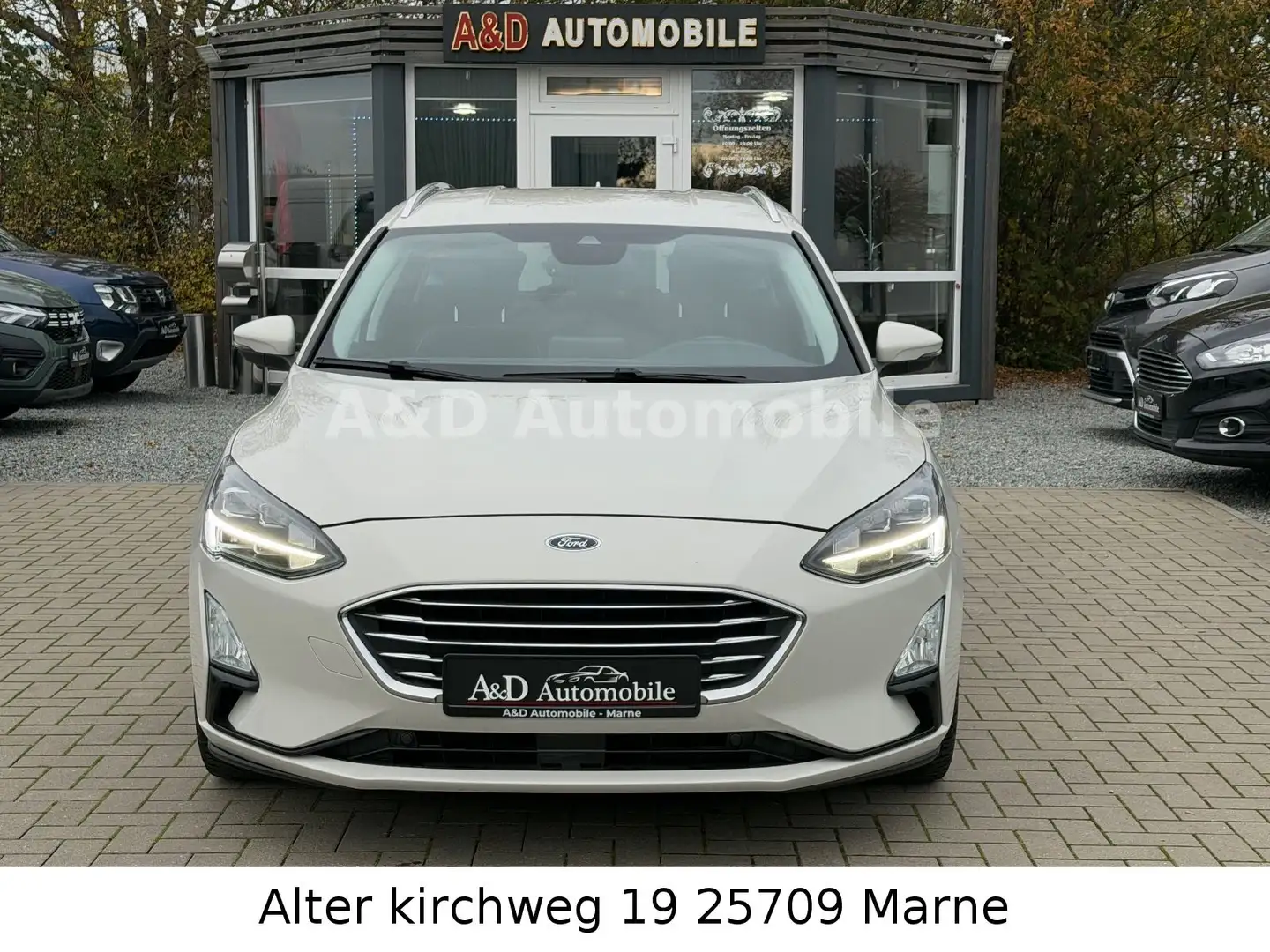 Ford Focus Turnier Titanium LED KAMERA PDC KLIMA ALU Weiß - 2