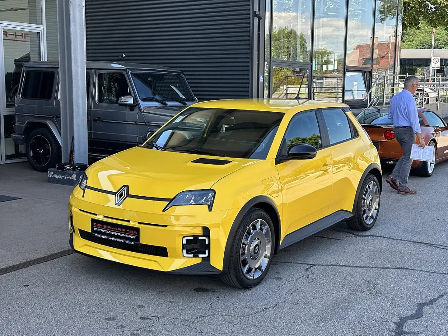 Renault R 5 E-Tech 120 PS 40kWh Urban Range Evolution Gelb - 1