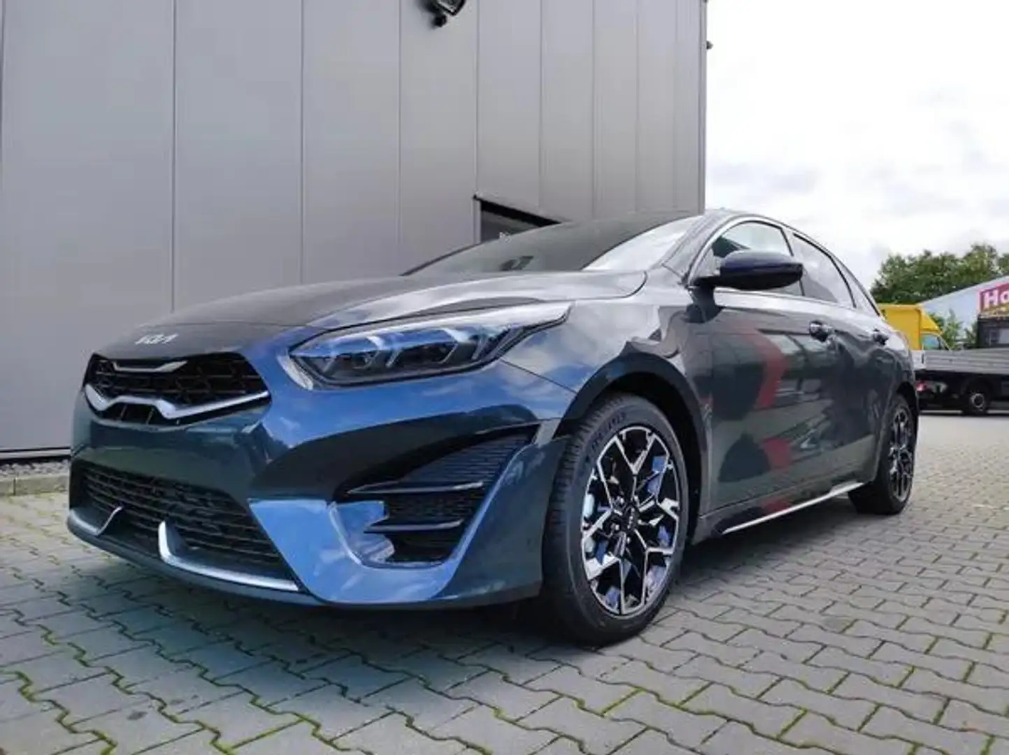 Kia ProCeed / pro_cee'd Ultimate Ultimate*Navi*LED*Shzg*PDC*Cam*SD*17" ... Grau - 1