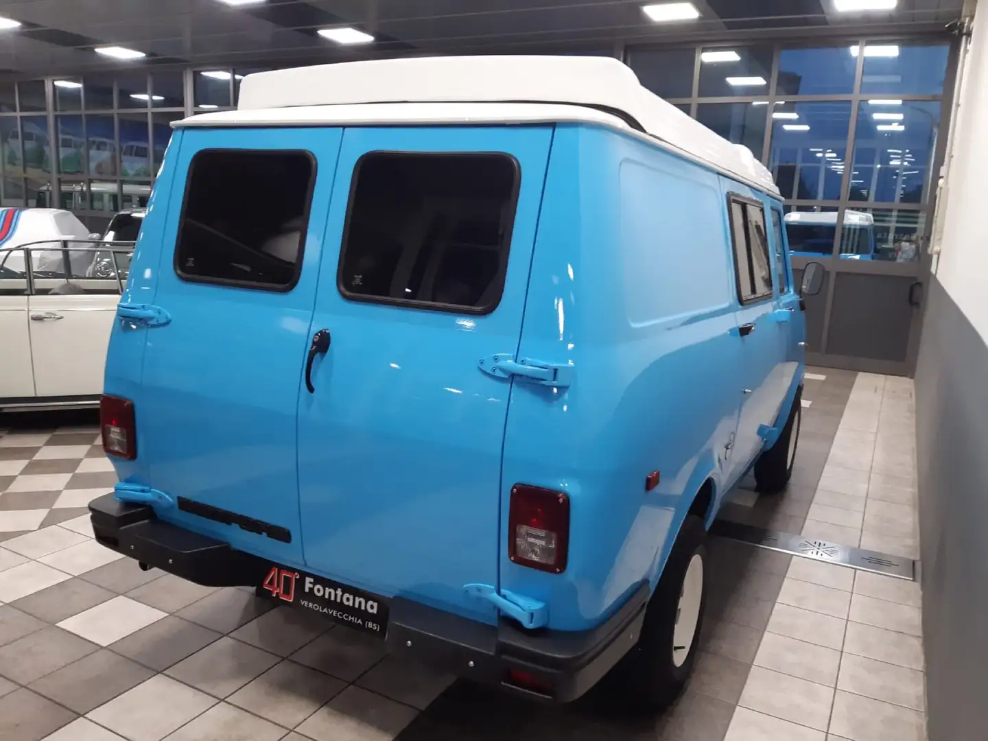 Bedford CF2 van omologato Albastru - 2