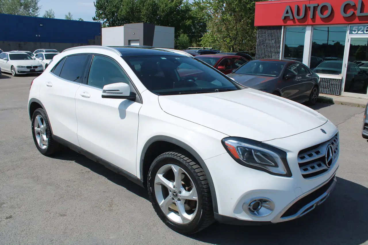 Mercedes-Benz GLA снимка Mercedes-Benz GLA
