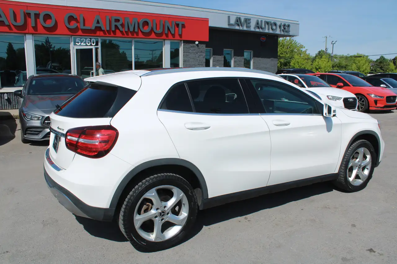 Mercedes-Benz GLA снимка Mercedes-Benz GLA