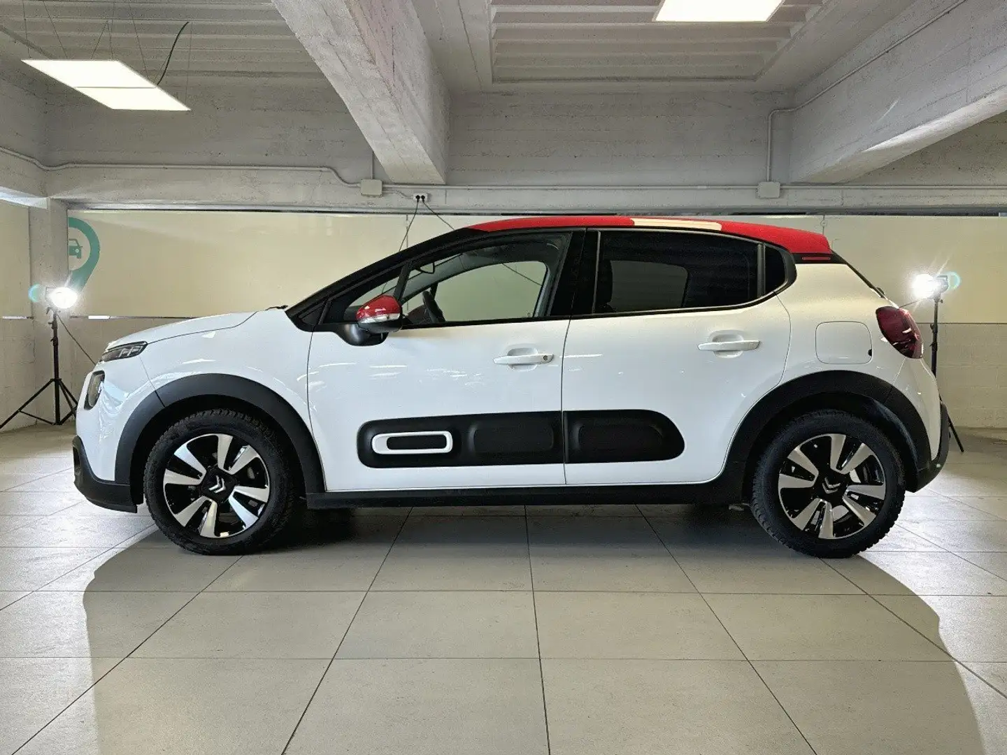 Citroen C3 PureTech 83 S&S Shine Bianco - 2
