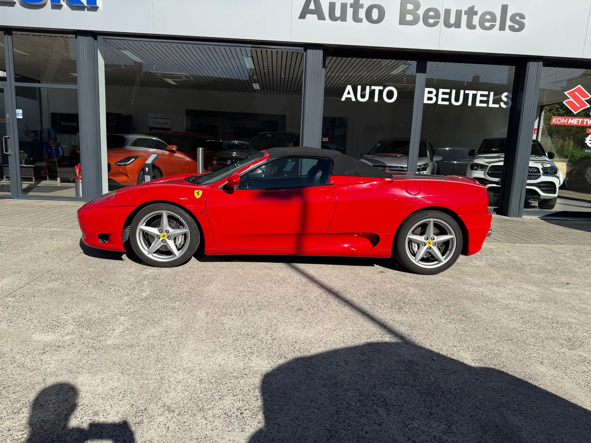 페라리 360 Spider 2003 빨강 사진 3