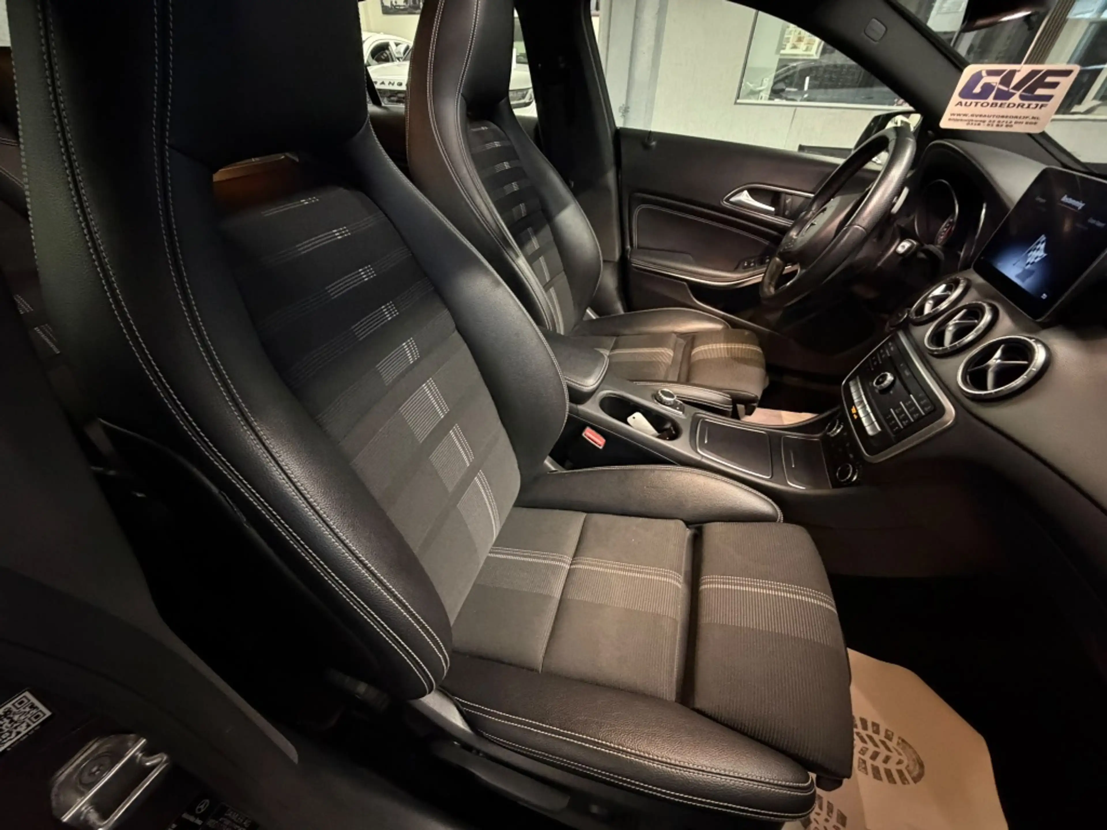 Mercedes-Benz CLA 180 Shooting Brake NAP*PANO*2019*Xenon*Automaat* — photo 15