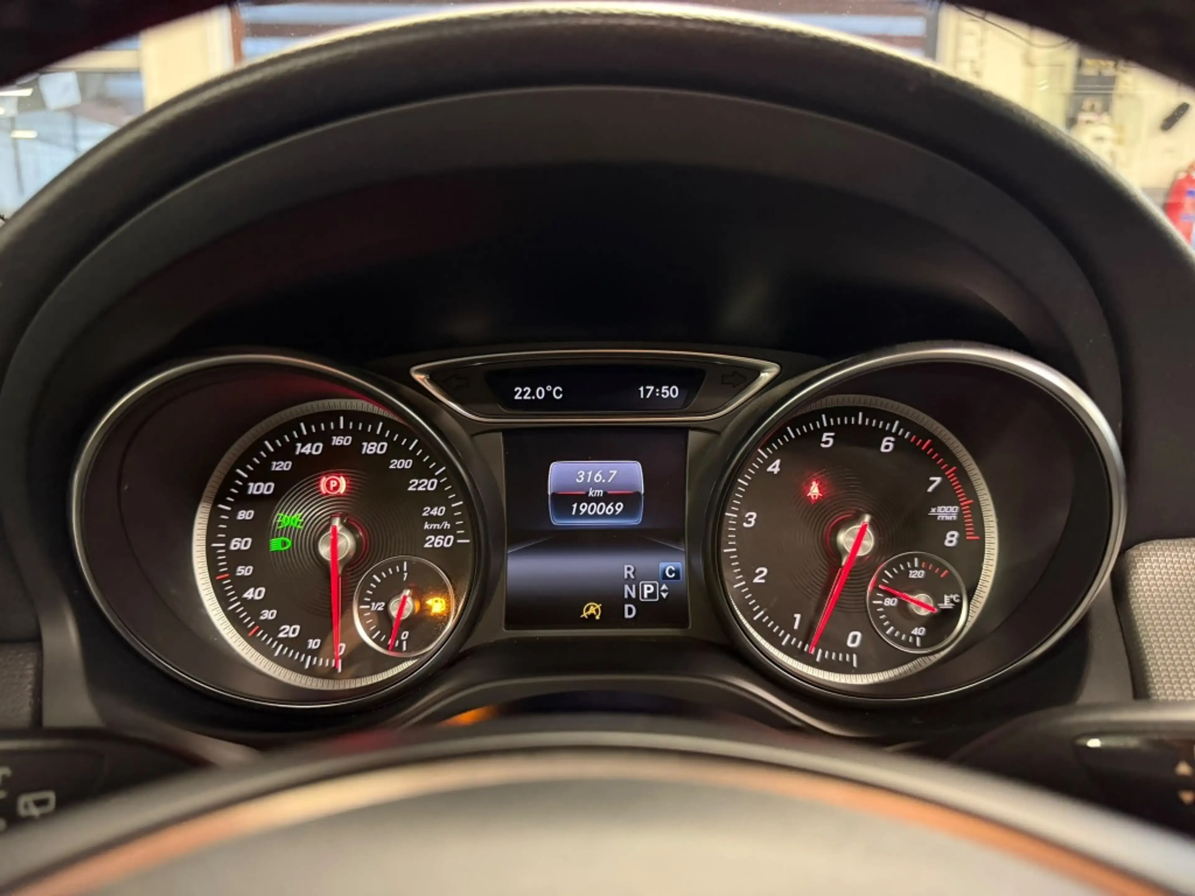 Mercedes-Benz CLA 180 Shooting Brake NAP*PANO*2019*Xenon*Automaat* — photo 9
