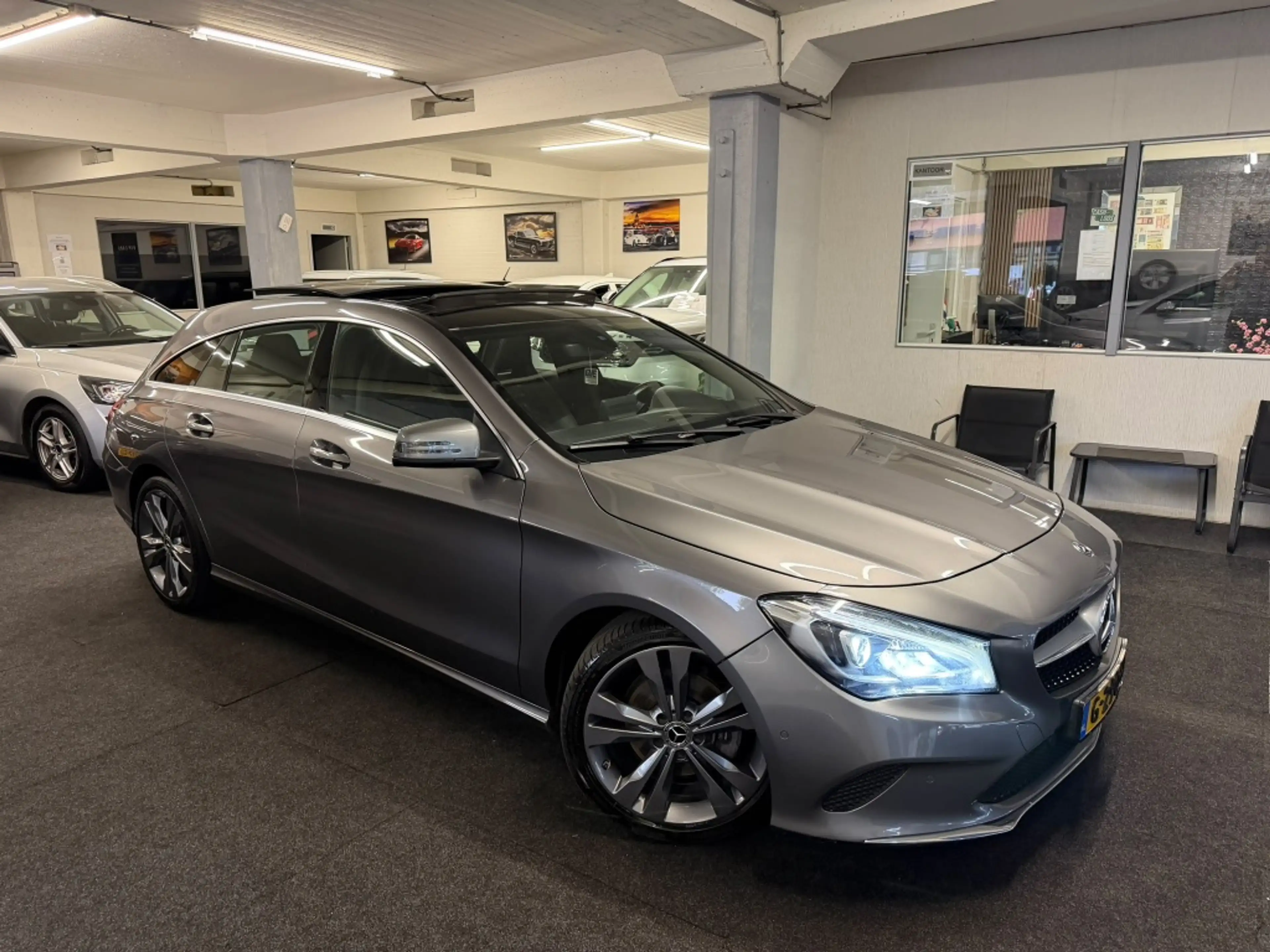 Mercedes-Benz CLA 180 Shooting Brake NAP*PANO*2019*Xenon*Automaat*