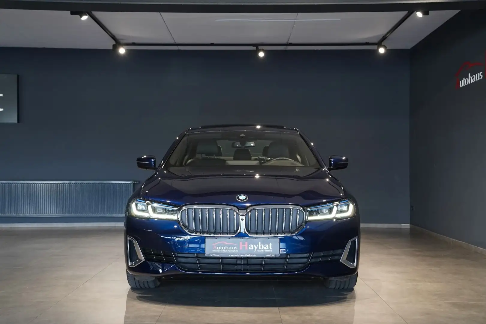 BMW 540 i xDrive Luxury LCProf-Laser-360-HuD-GSD-Exkl Blau - 2