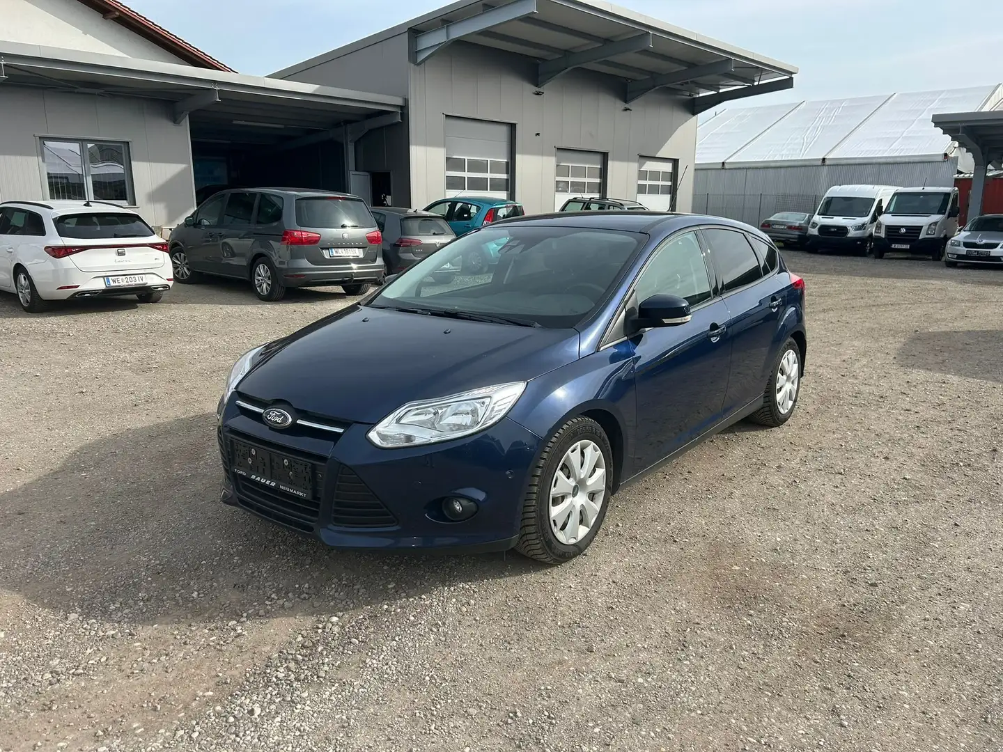 Ford Focus Trend Blau - 1