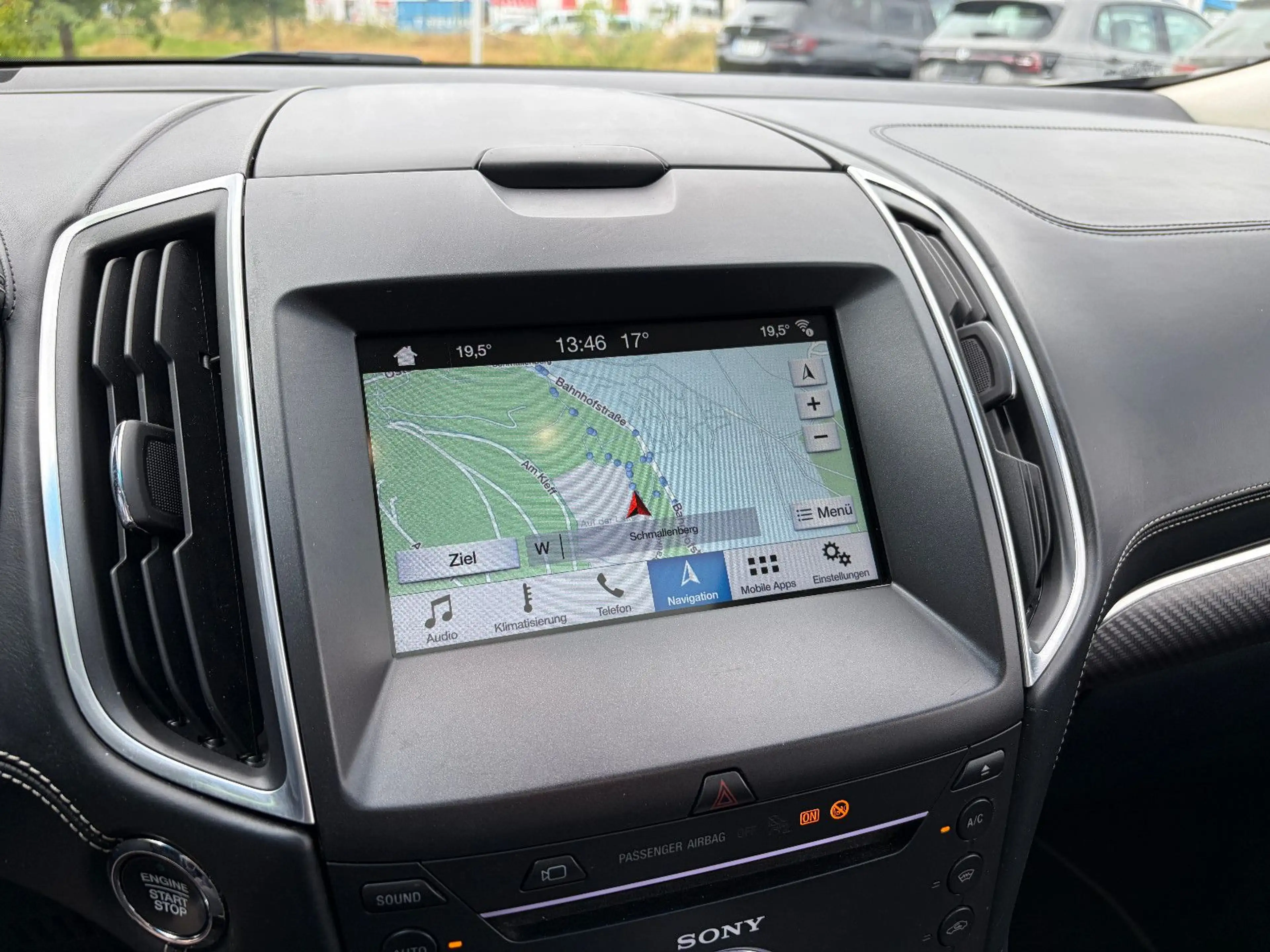 Ford Edge Vignale 4x4 PANO AHK ACC 20" LED NAV KAMERA — photo 23