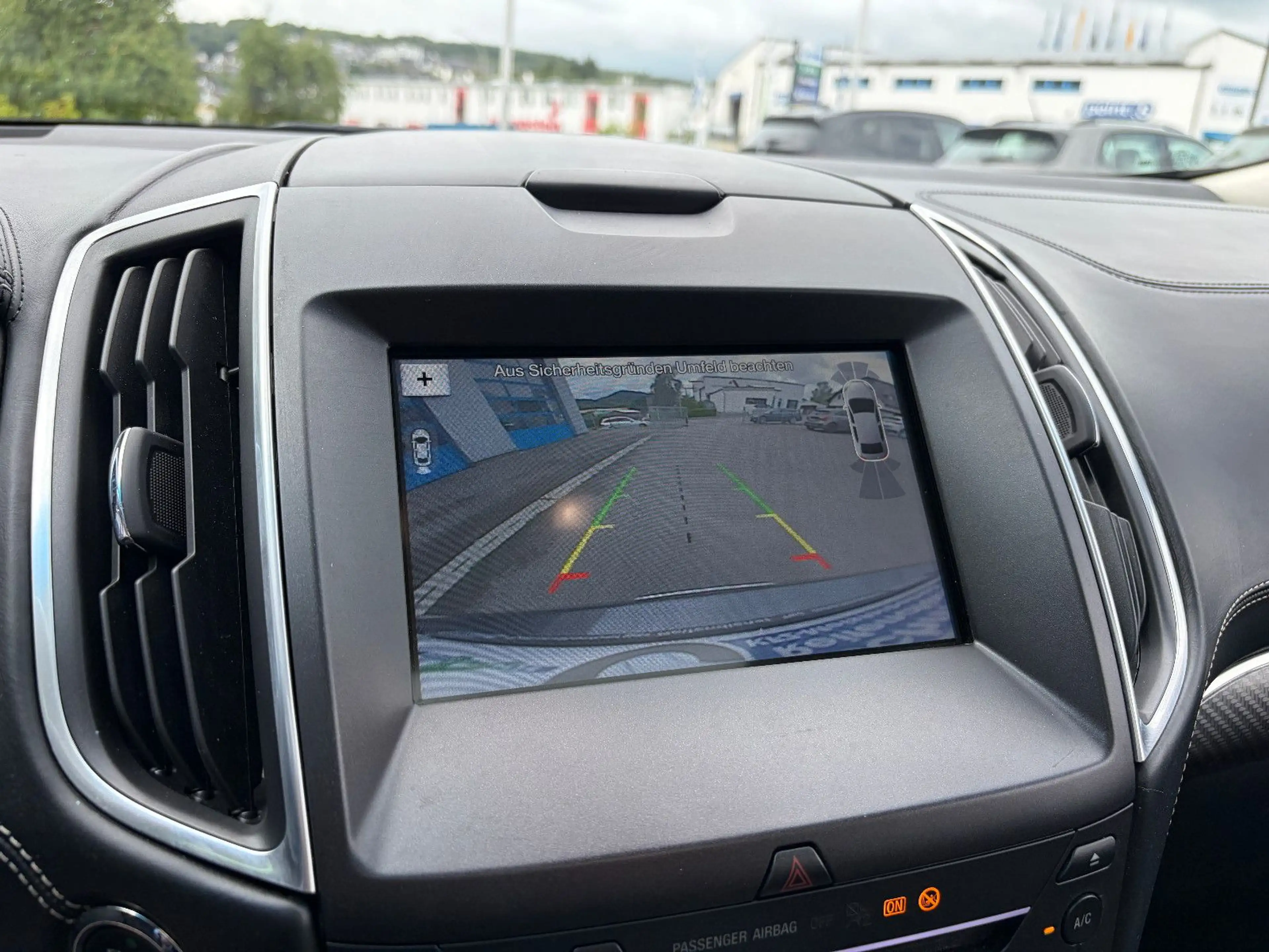 Ford Edge Vignale 4x4 PANO AHK ACC 20" LED NAV KAMERA — photo 24