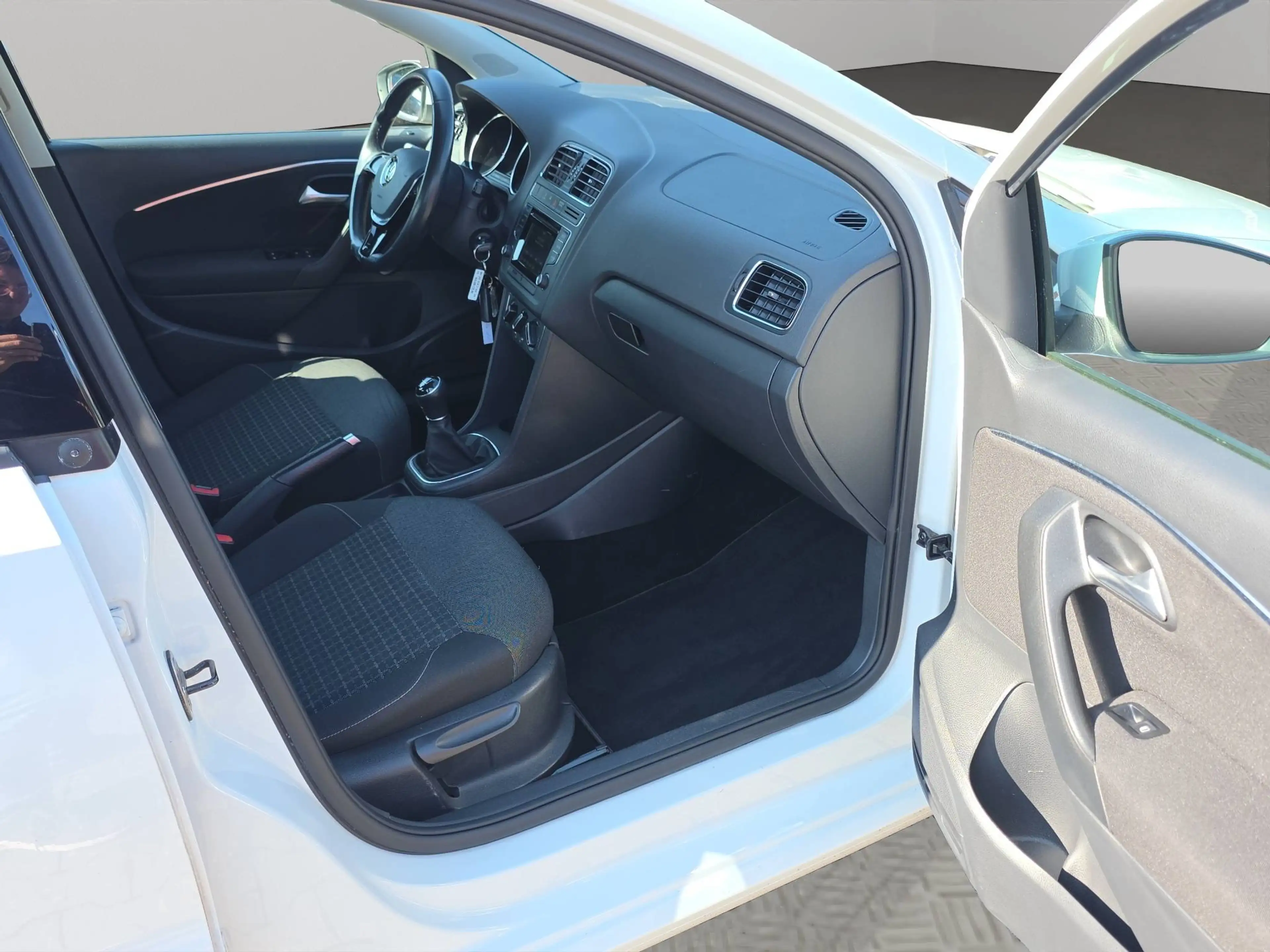 Volkswagen Polo Comfortline BMT 1,2 TSI — photo 8