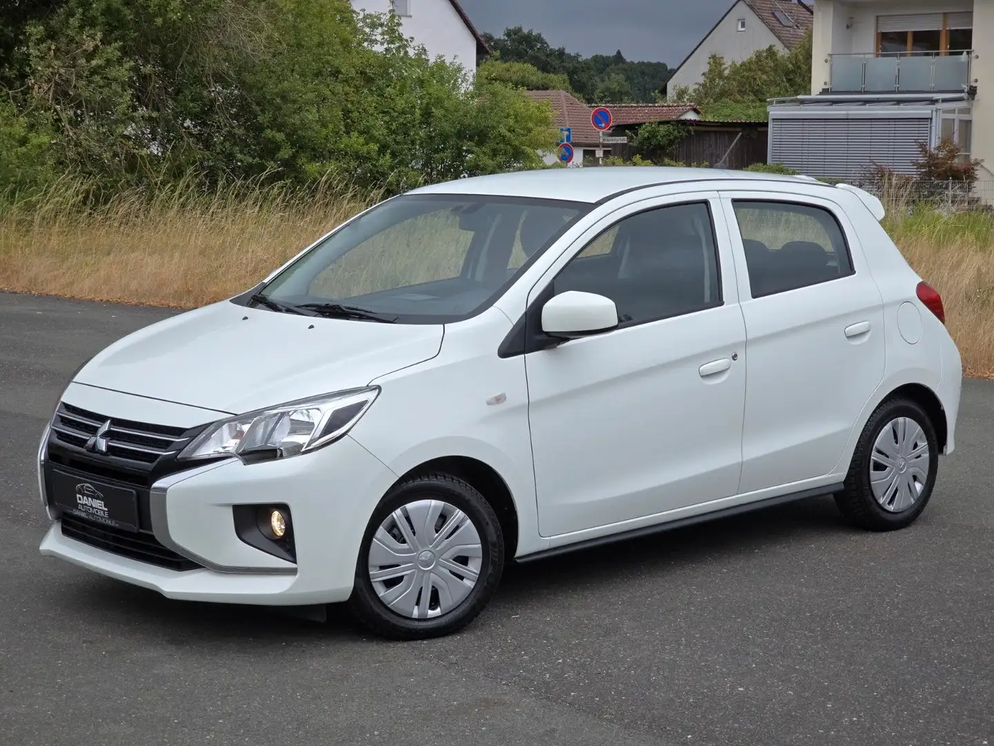 Mitsubishi Space Star 1.2 Select NUR 9.300 KM+ KLIMA+ DAB+ Weiß - 2
