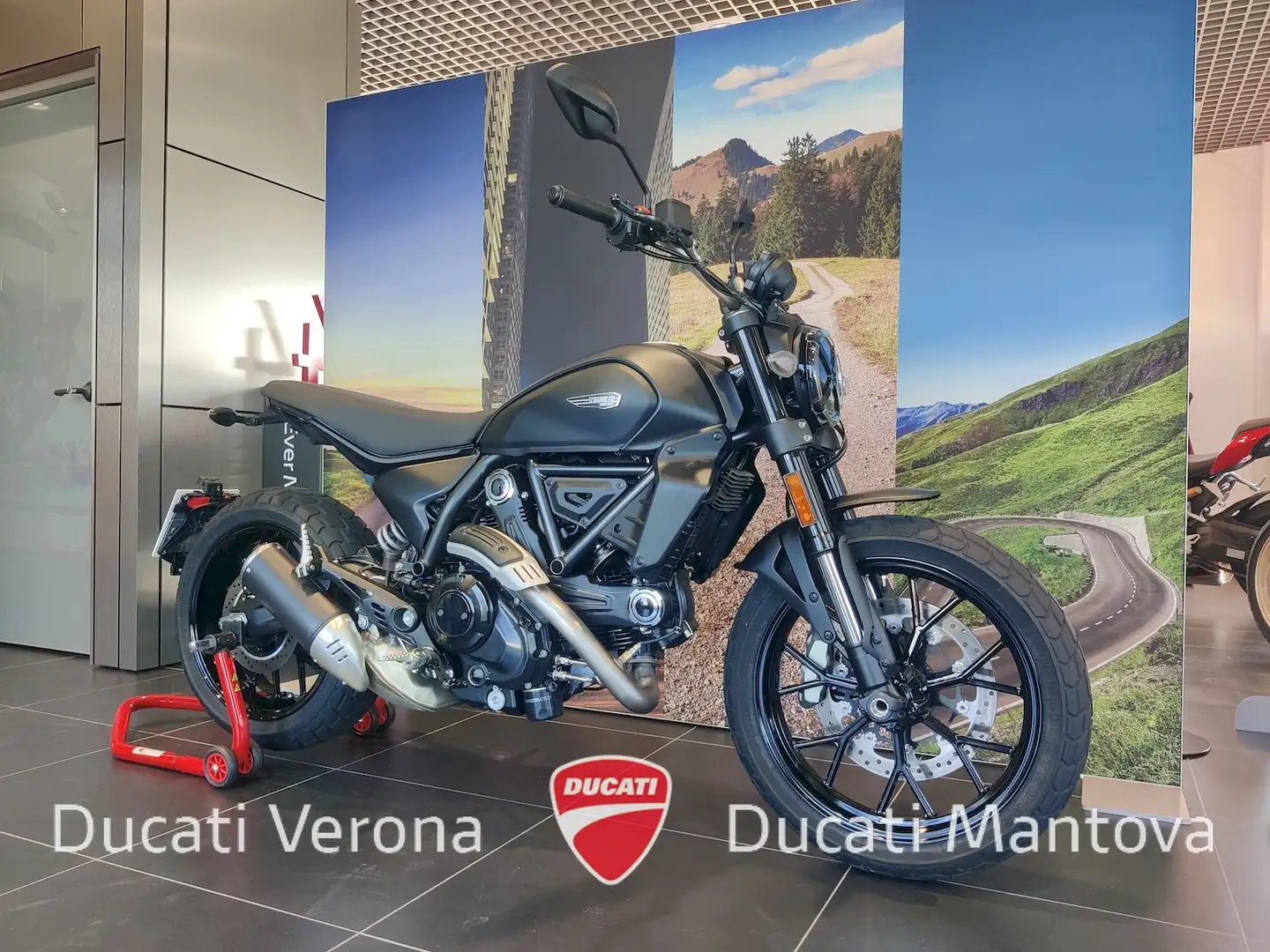 Ducati Scrambler Scrambler 800 Dark solo 3.254 km IVA esposta Nero - 2