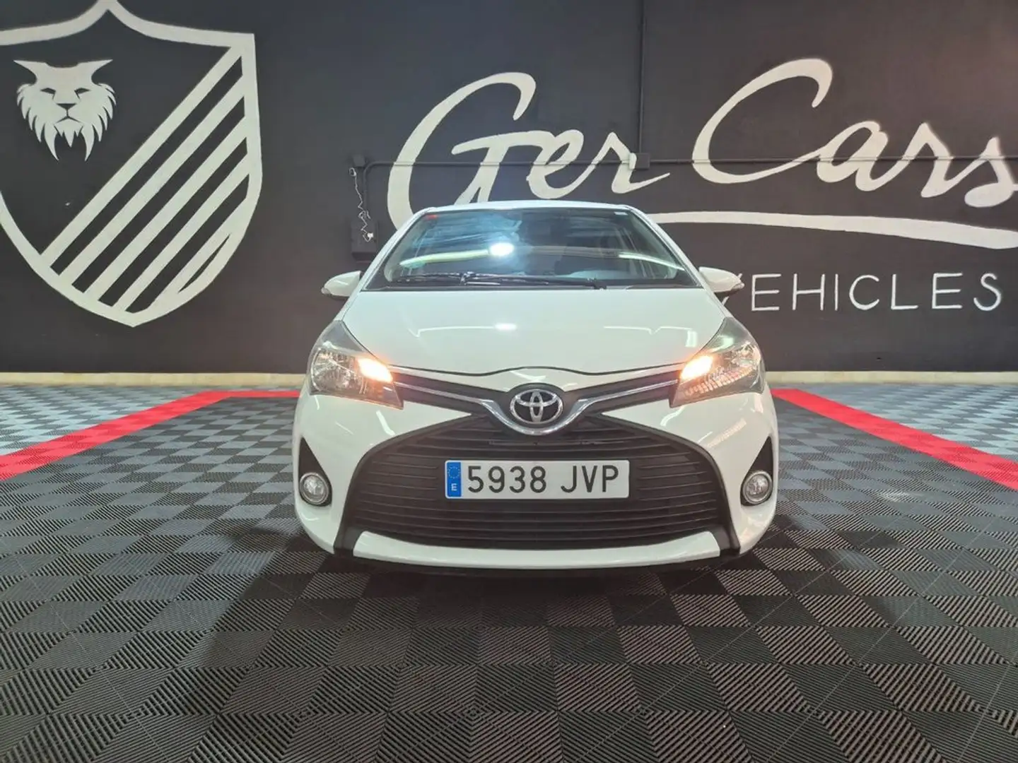 Toyota Yaris 1.0 City Blanco - 2