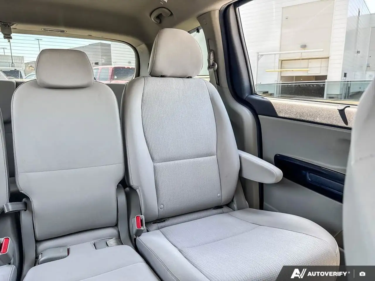 Kia Sedona photo Kia Sedona