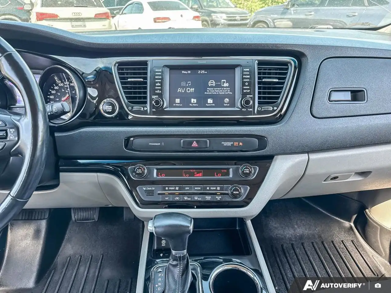 Kia Sedona photo Kia Sedona