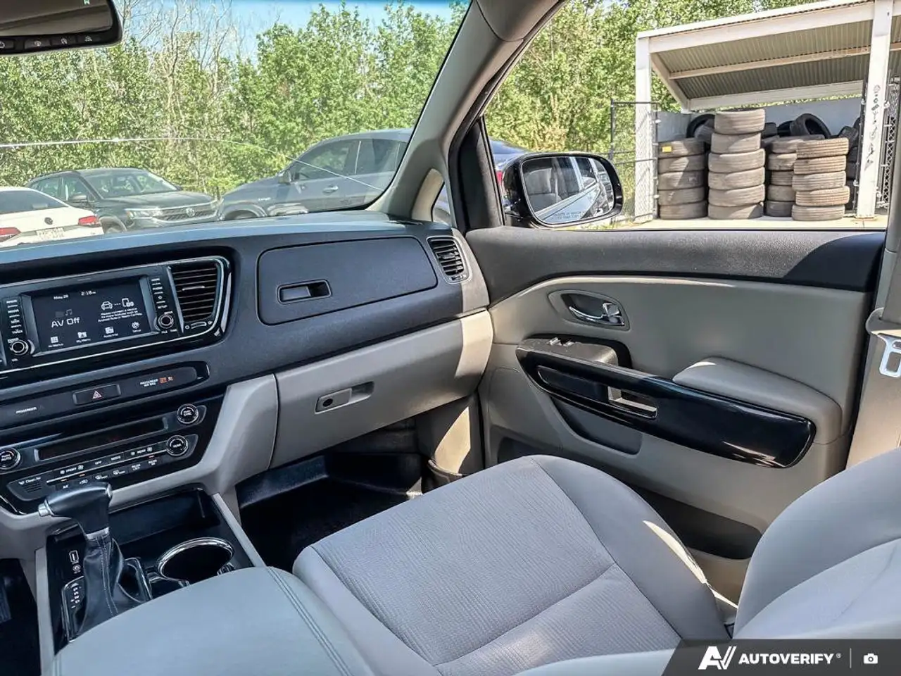 Kia Sedona photo Kia Sedona